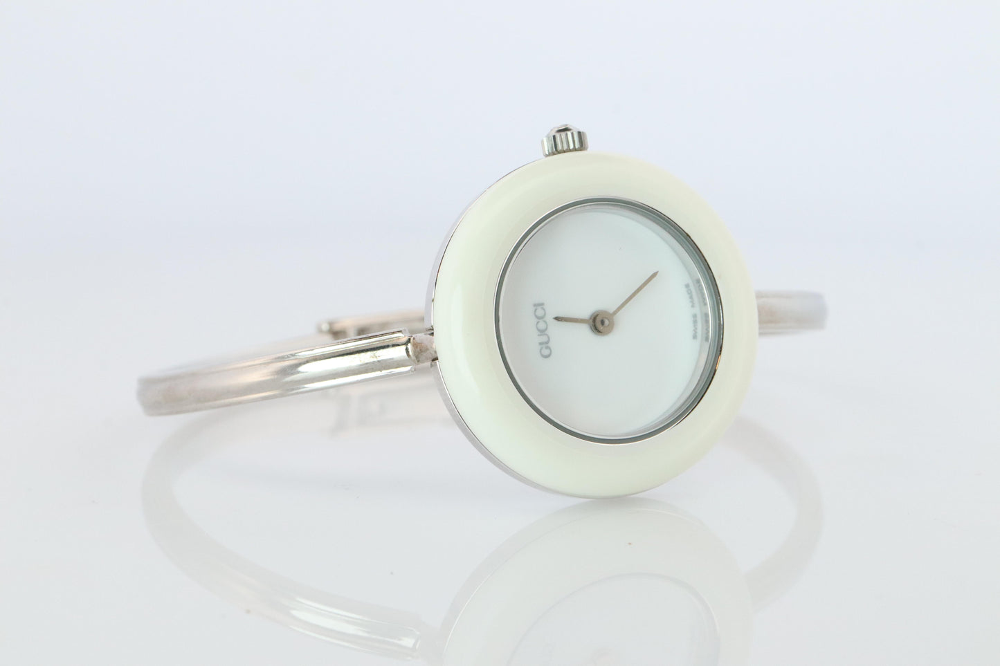 Vintage GUCCI Quartz 11/12.2 Watch Bezels Gucci Ladies Silver Bangle wristwatch