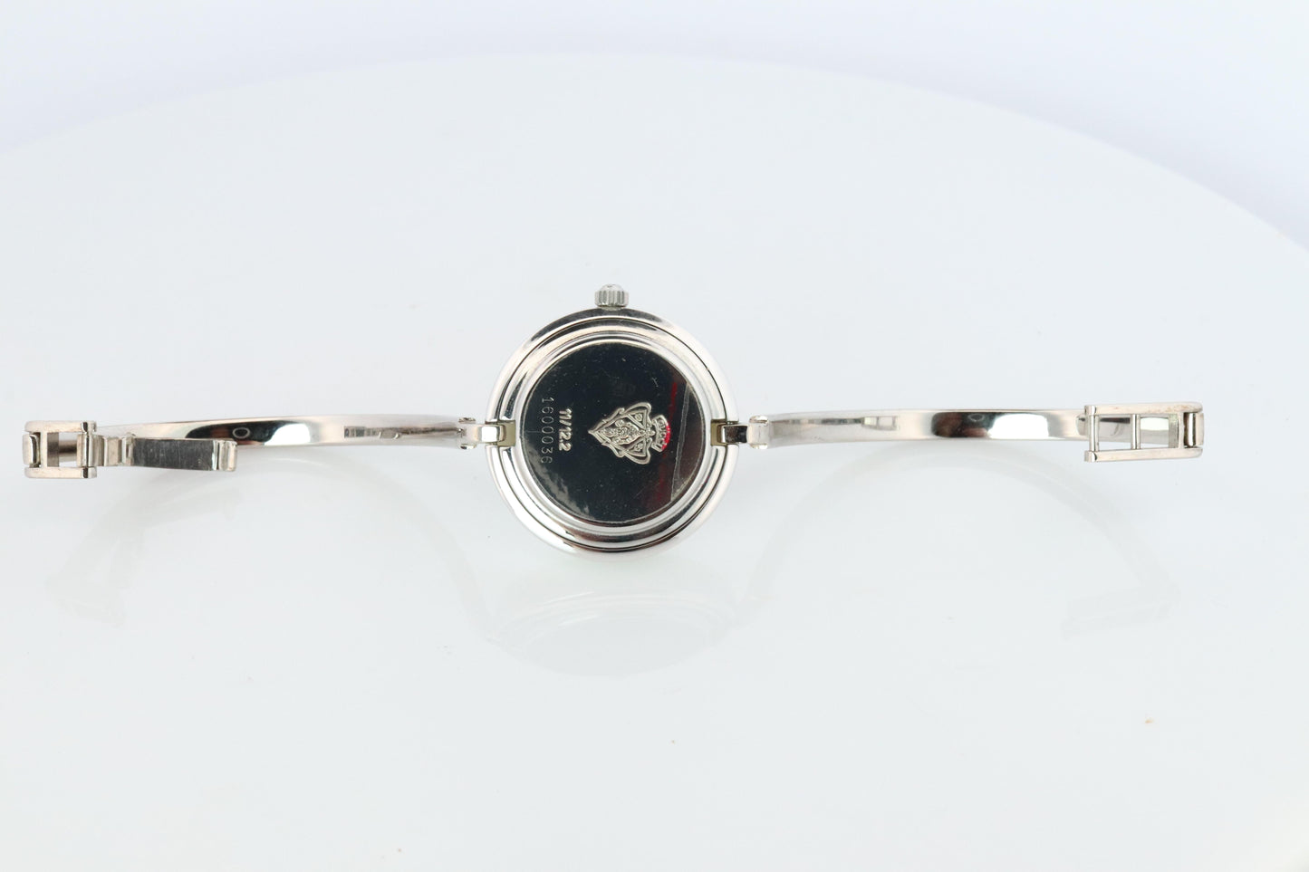 Vintage GUCCI Quartz 11/12.2 Watch Bezels Gucci Ladies Silver Bangle wristwatch