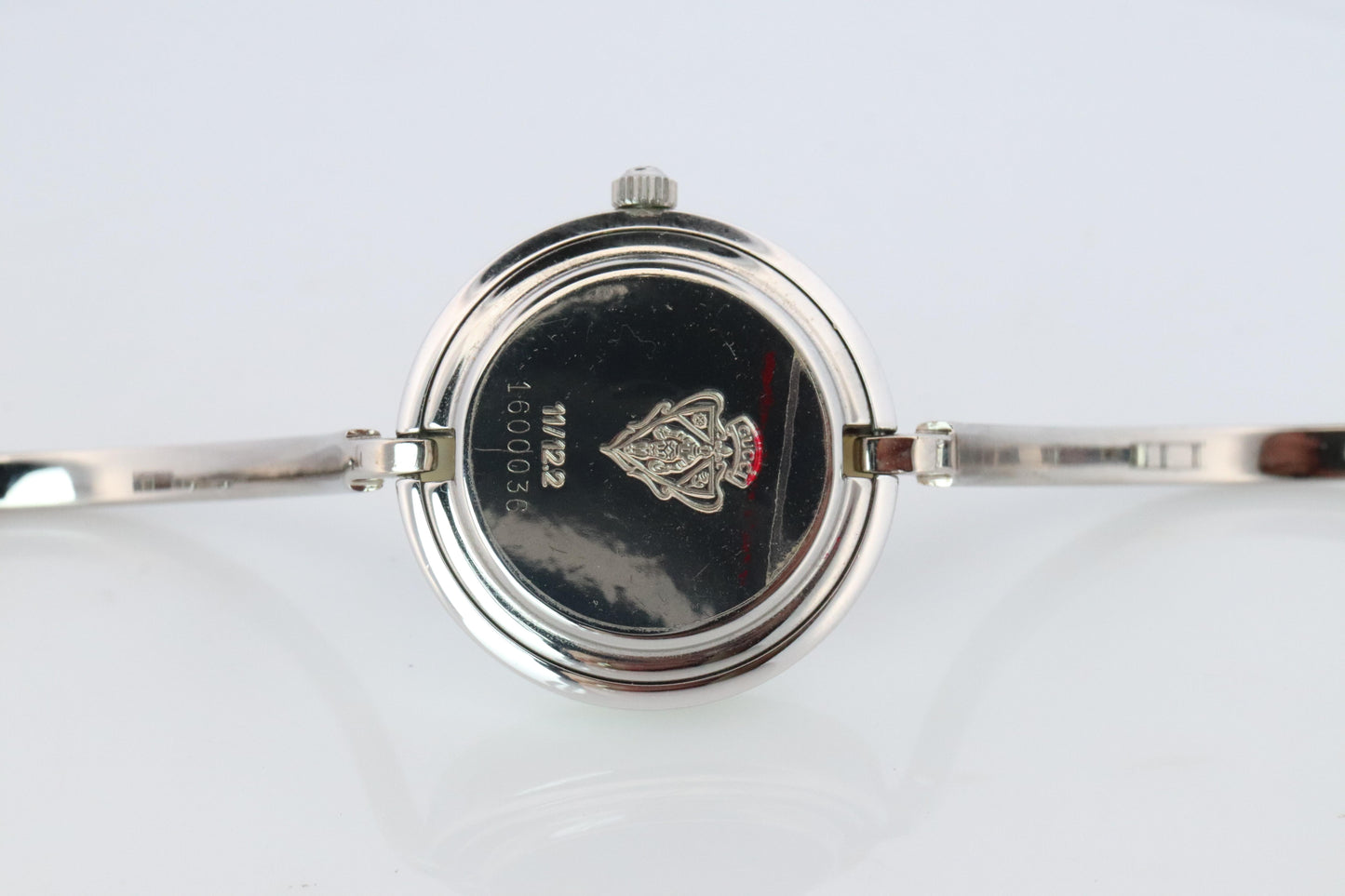Vintage GUCCI Quartz 11/12.2 Watch Bezels Gucci Ladies Silver Bangle wristwatch