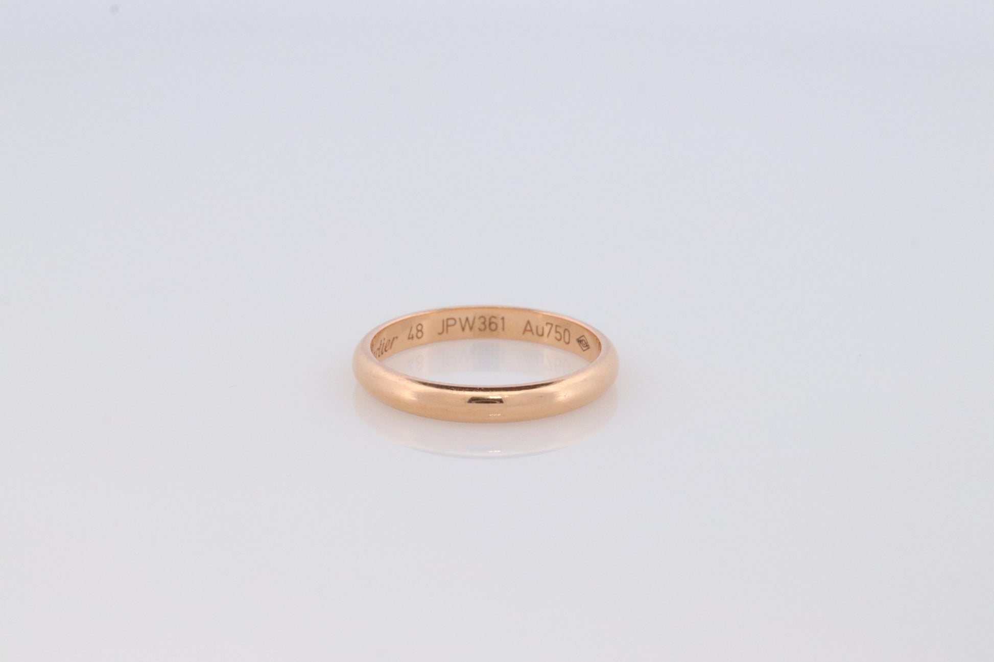 CARTIER 18k 750 Yellow Gold Ring. Cartier 2.5mm 18k wedding band.