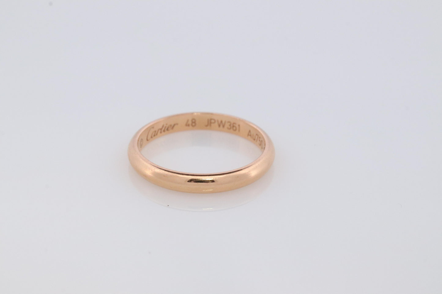 CARTIER 18k 750 Yellow Gold Ring. Cartier 2.5mm 18k wedding band.