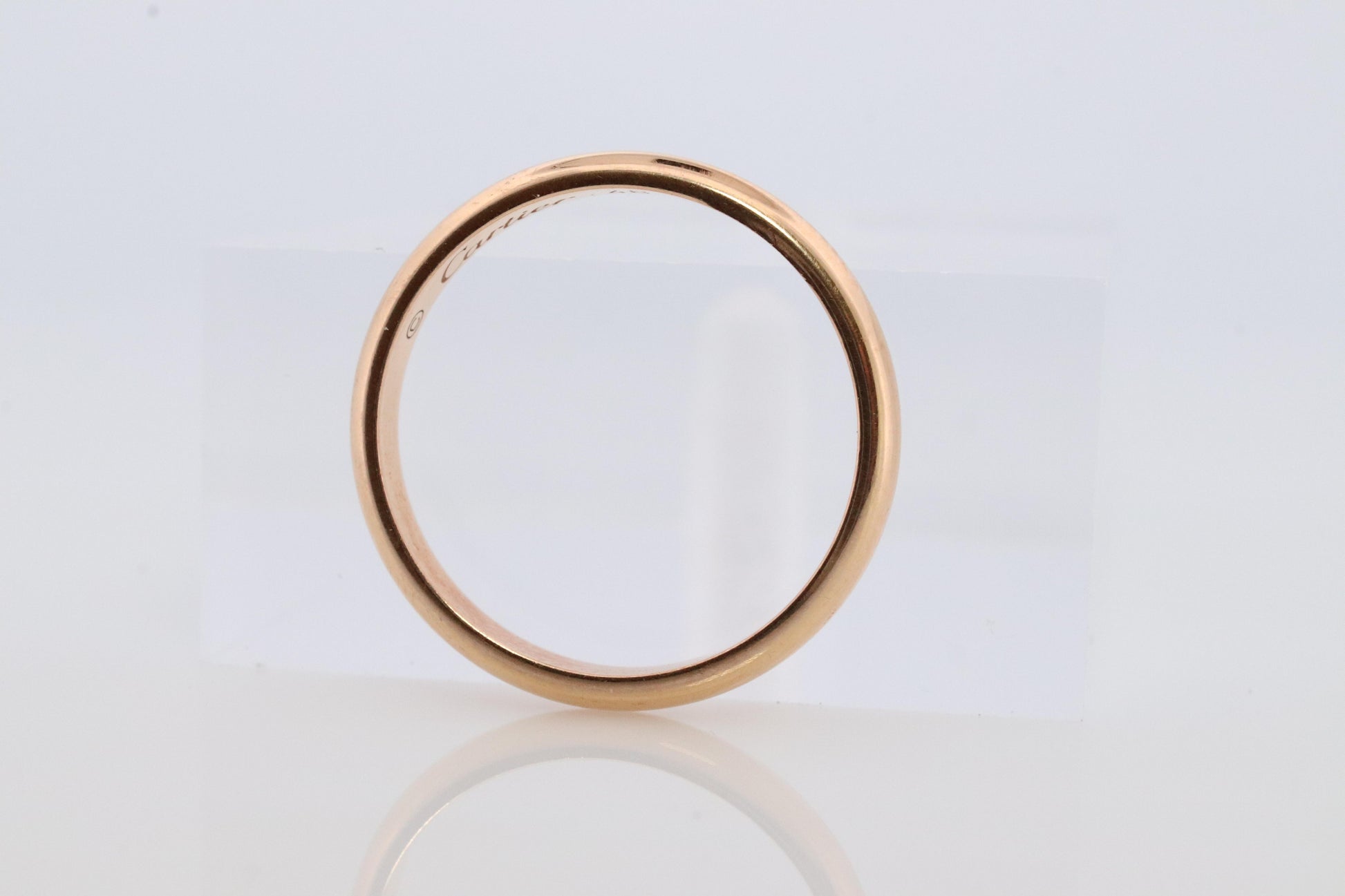 CARTIER 18k 750 Yellow Gold Ring. Cartier 2.5mm 18k wedding band.