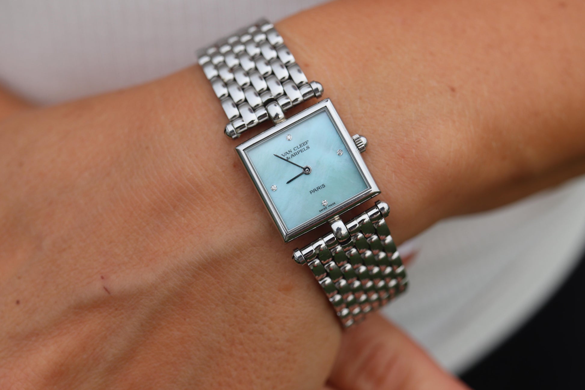 Van Cleef and Arpels 522642 watch. Classique Square Blue Shell Dial