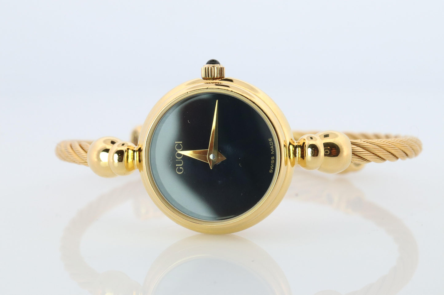 Vintage GUCCI Quartz 2700.2.L  Watch. Gucci Ladies Bangle Gold Tone Wristwatch