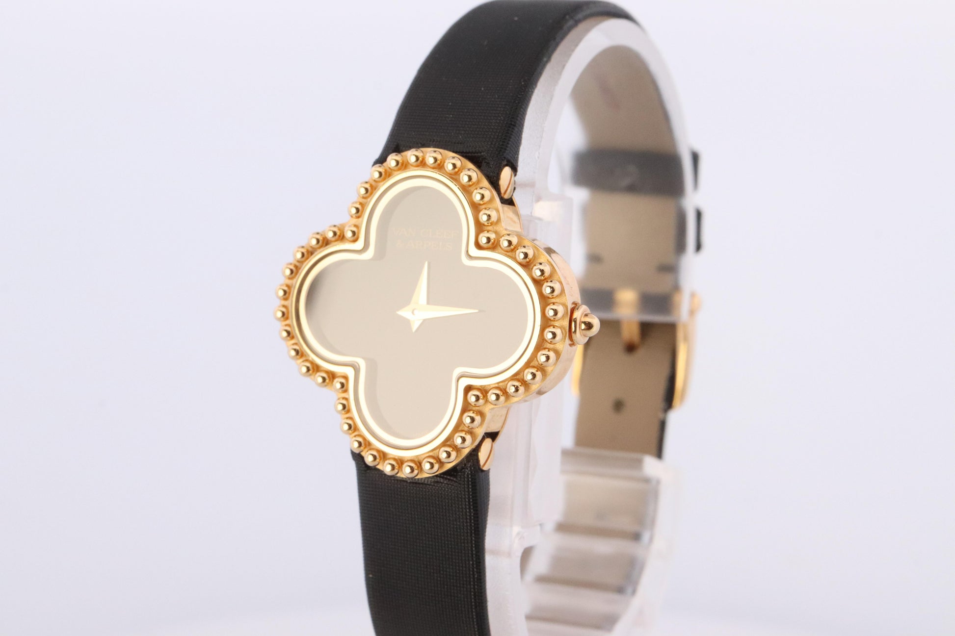 Van Cleef and Arpels Alhambra watch. 18k Gold VCA HH75210 Clove Black Dial.