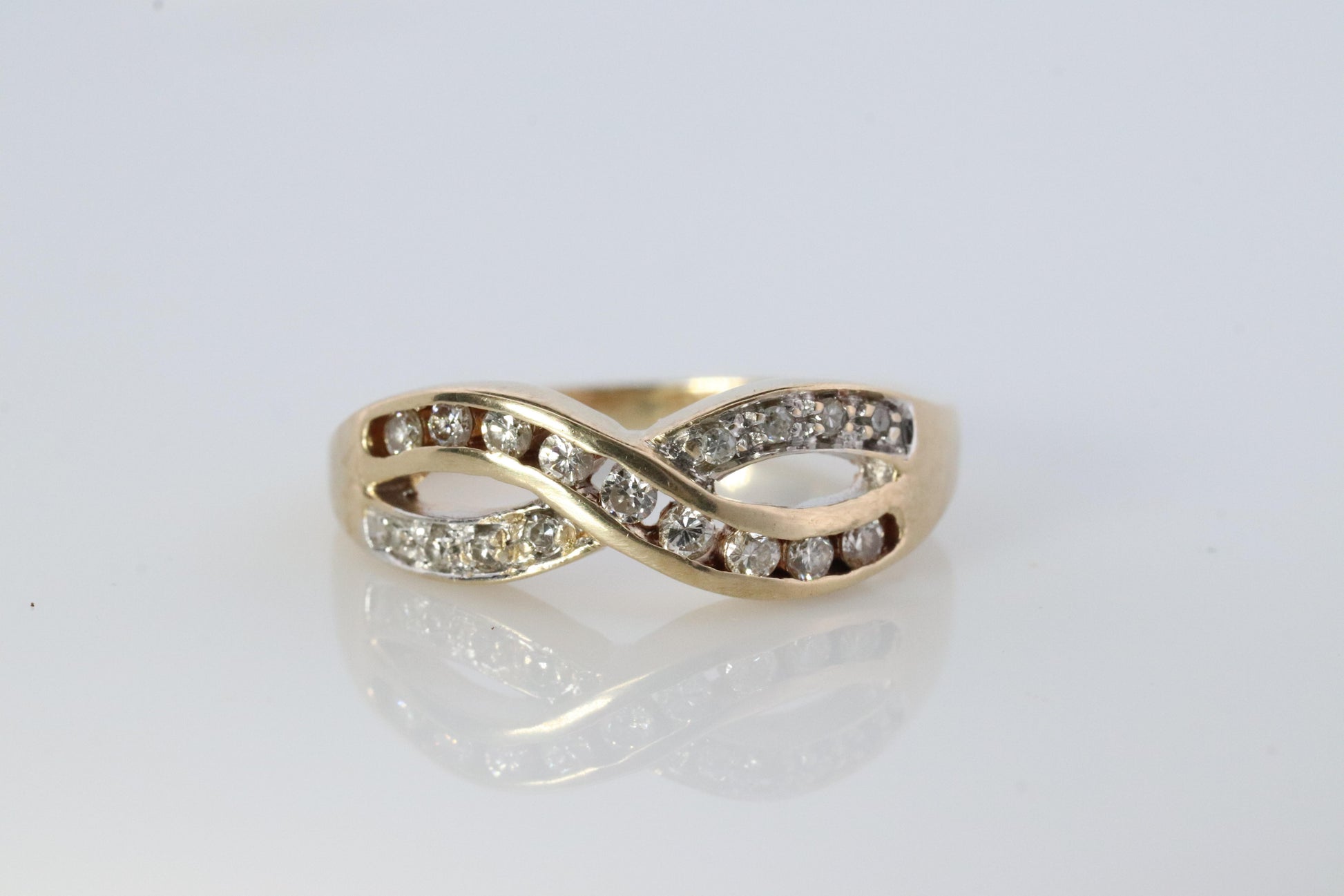 14k Diamond INFINITY criss cross X ring wedding statement ring.