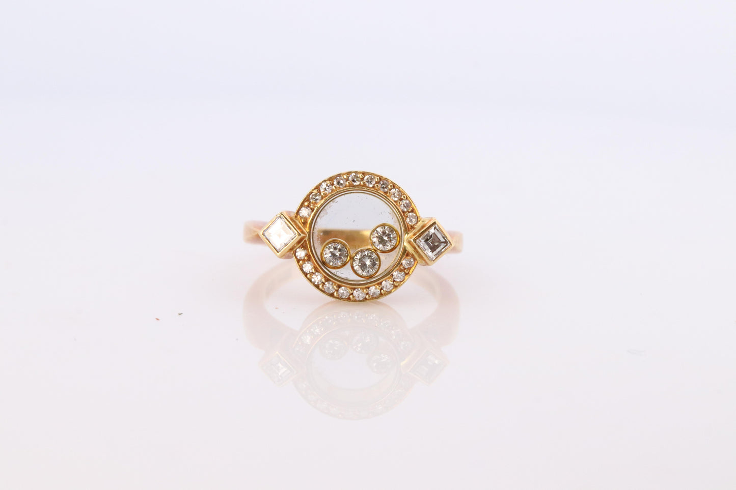 18k Chopard Happy Diamond ring. CHOPARD Happy Diamond band