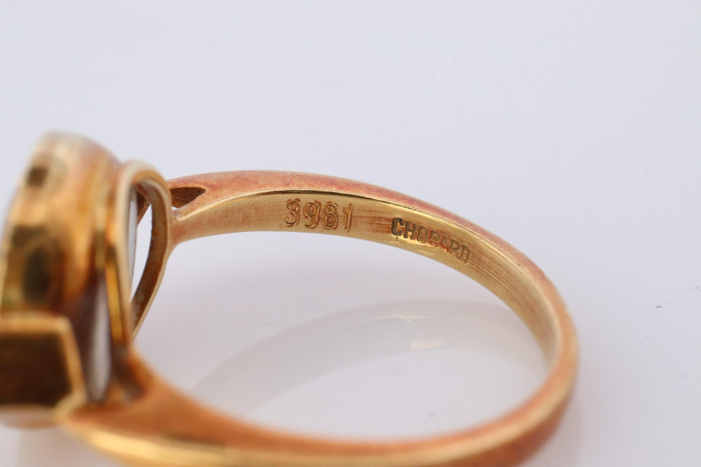 18k Chopard Happy Diamond ring. CHOPARD Happy Diamond band