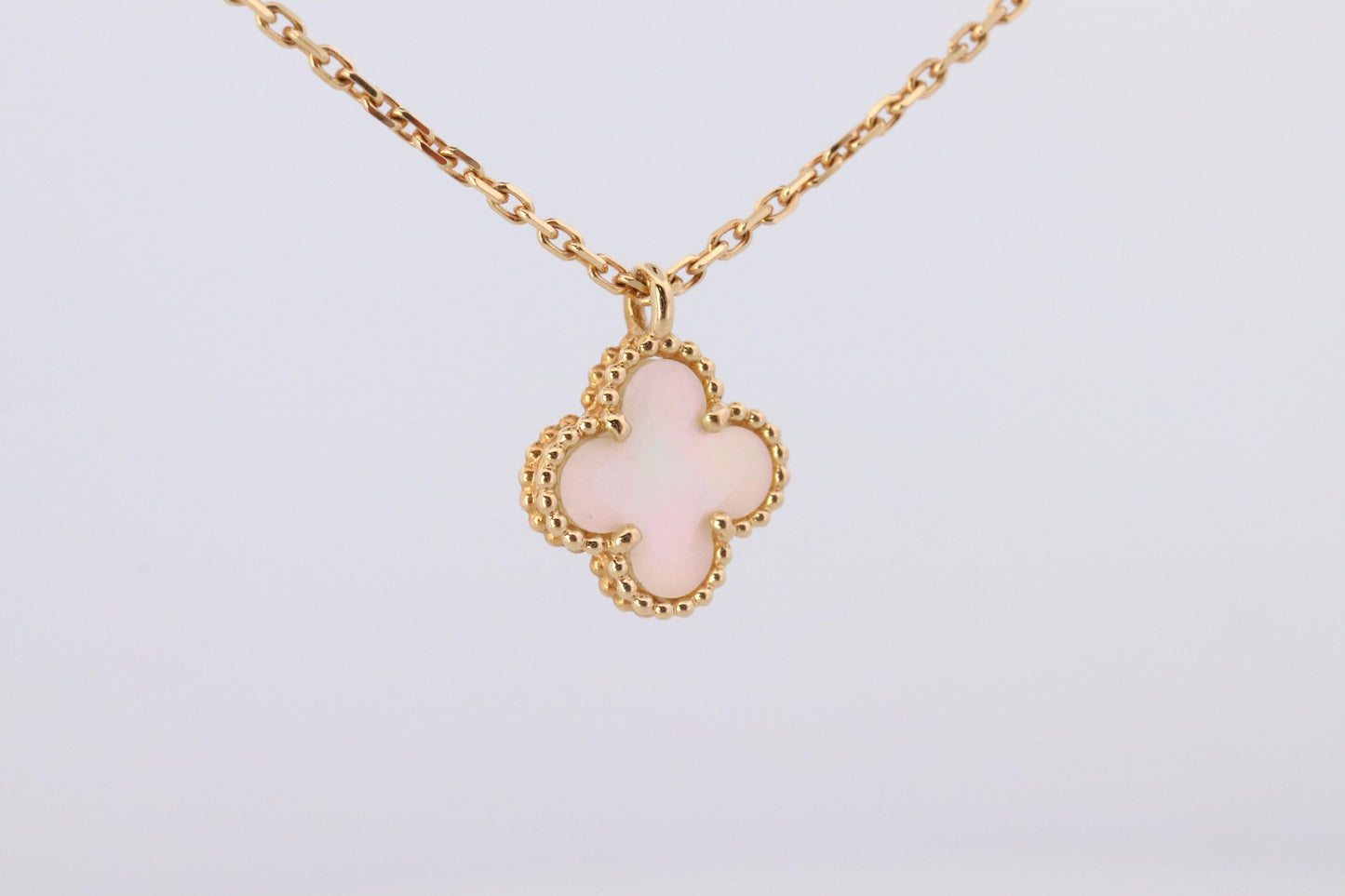 Van Cleef Arpels Alhambra Necklace . Genuine VCA 18k YG Sweet Shell Pendant