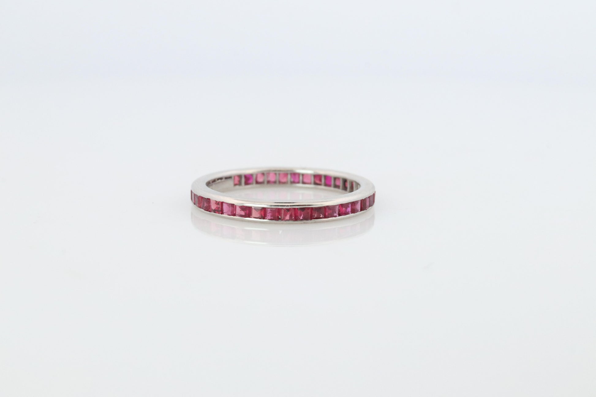 Vintage Tiffany and Co. Ruby Ring. Platinum Tiffany Ruby Full Eternity band