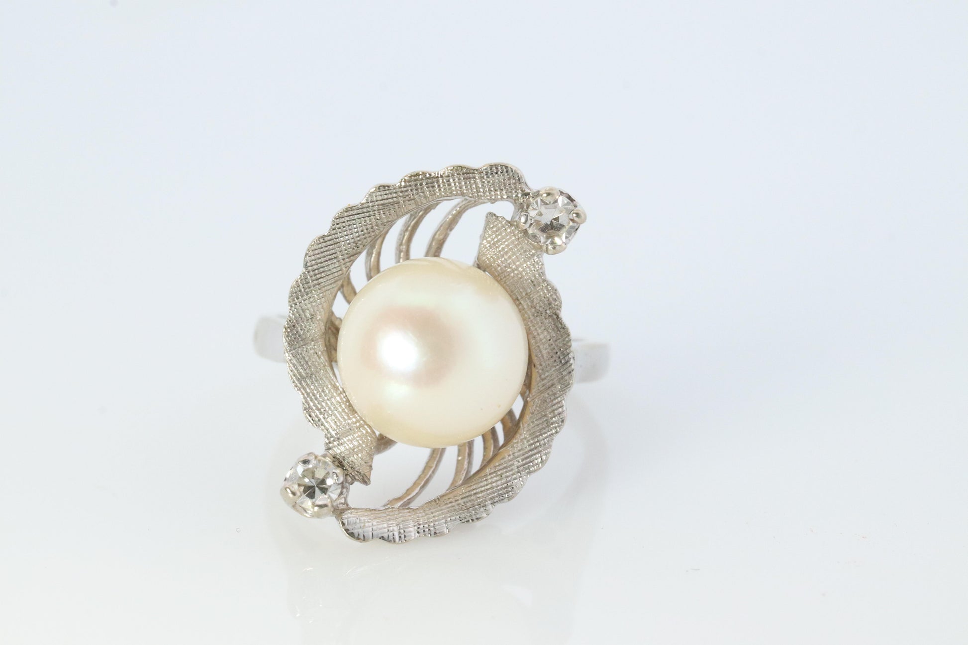 14k Pearl (8mm) and Diamond Solitaire ring. 14k White gold Filigree ring Akoya