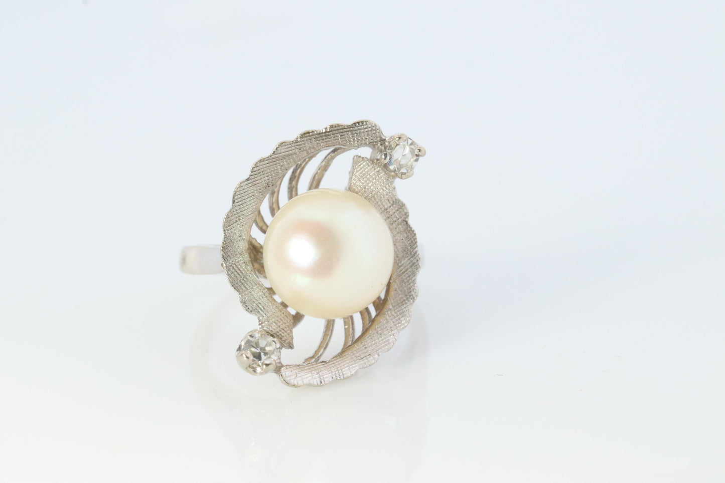 14k Pearl (8mm) and Diamond Solitaire ring. 14k White gold Filigree ring Akoya