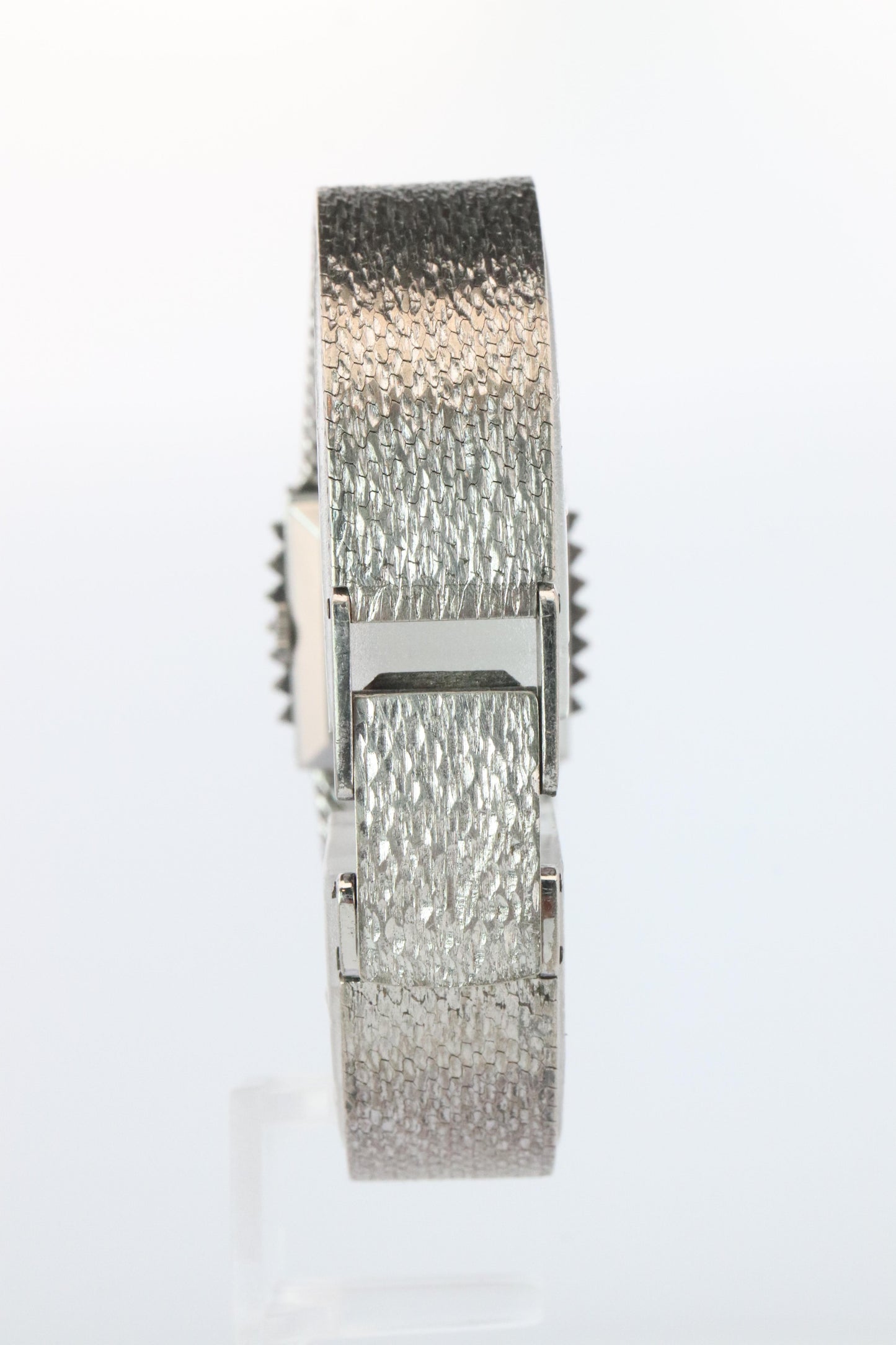 Genuine Rolex Watch. Diamond Bezel Blue Ladies Manual ROLEX 2611 Precision