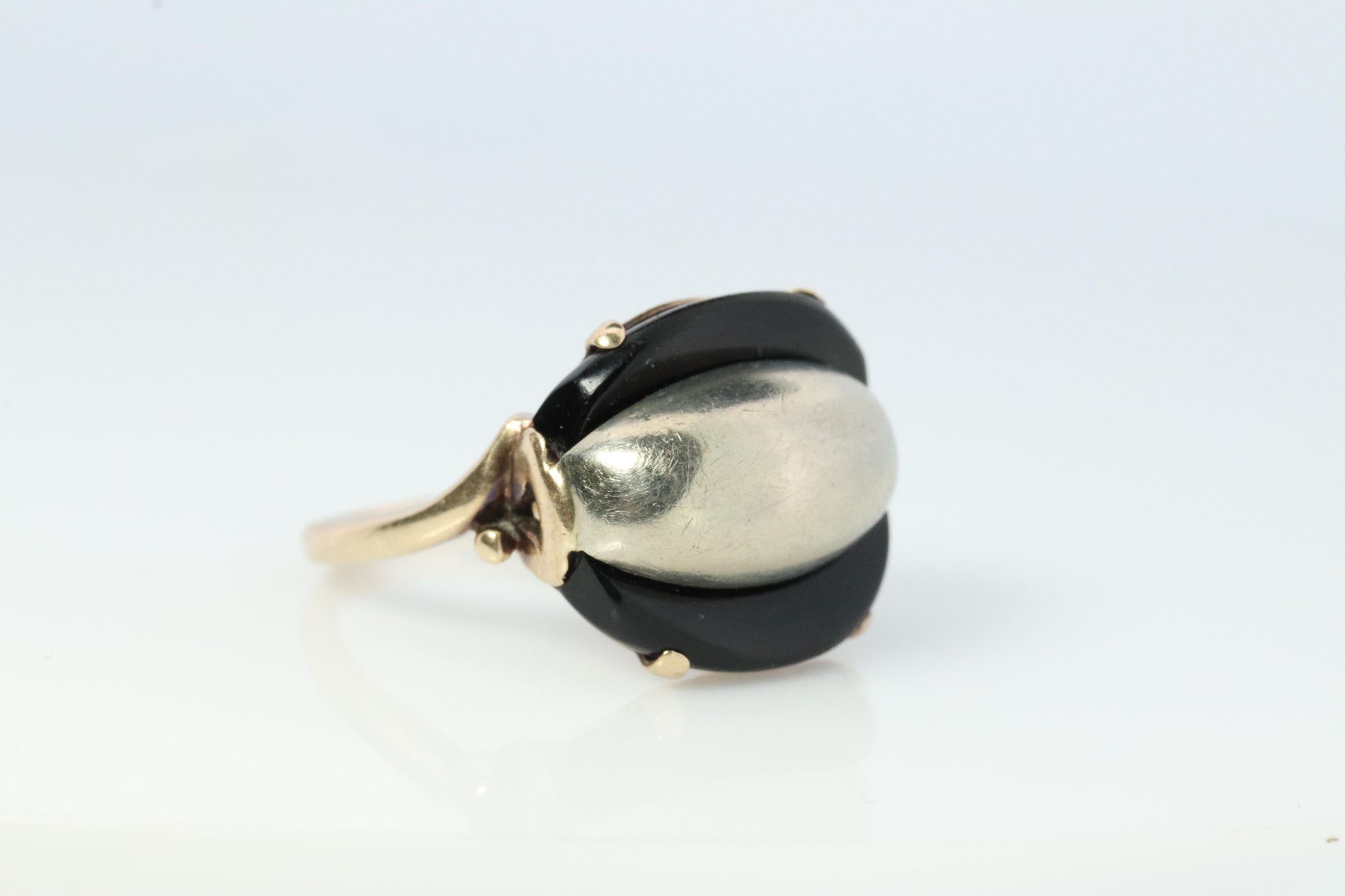 10k ONYX ring. Onyx Sterling Silver 10k gold ring. Sterling Silver Dome Modern