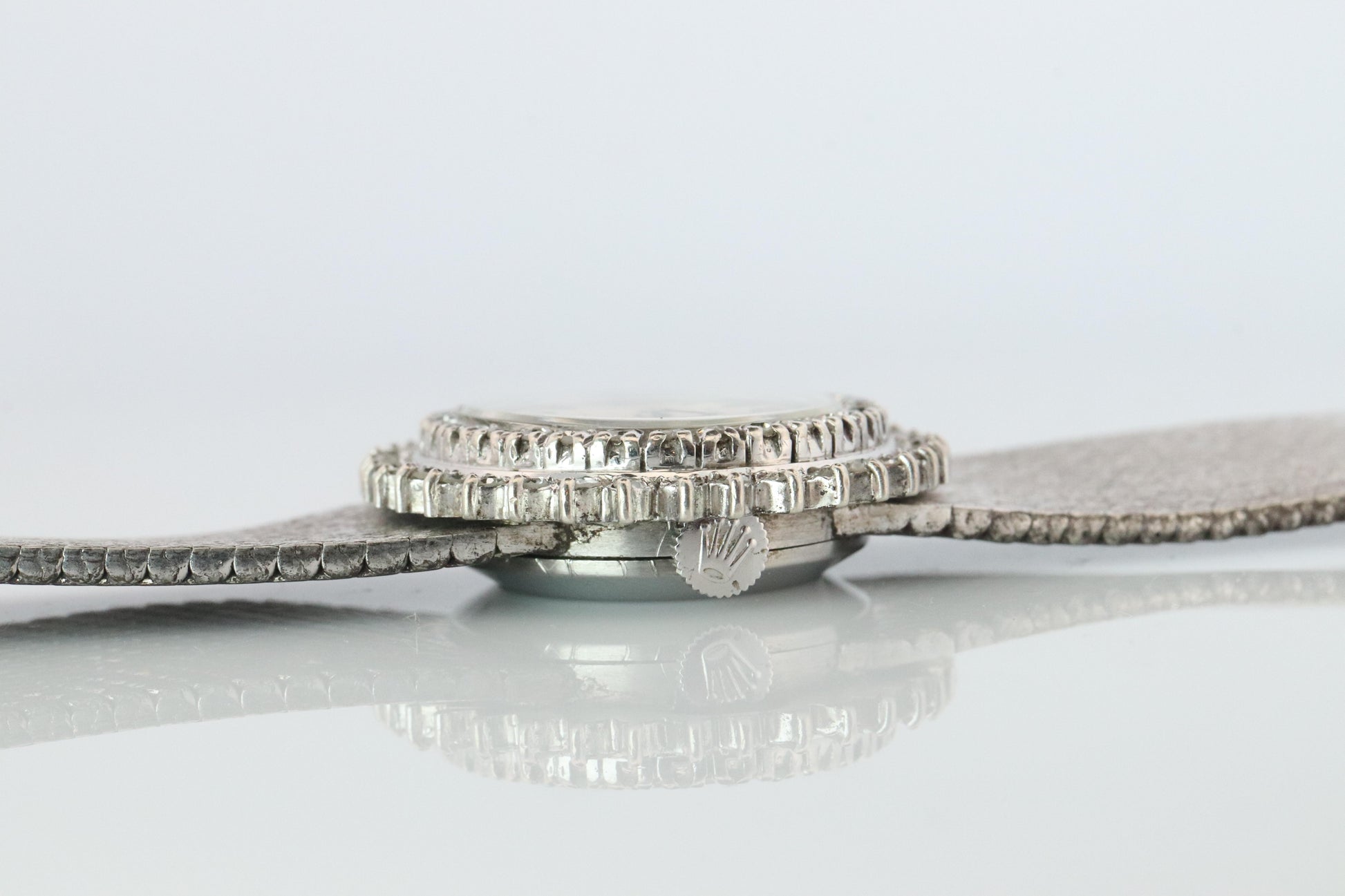 Genuine Diamond Rolex Watch. Ladies Rolex 2653 Vintage Genuine Manual Watch.