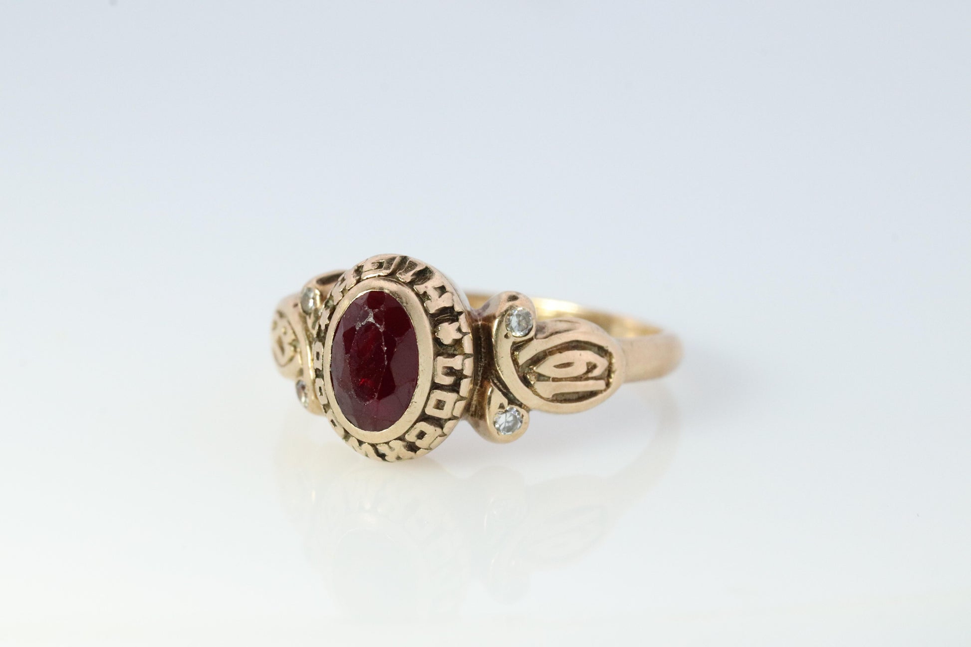 1987 Lockwood High School Class Graduation ring. 10k Gold with LC ruby diamond