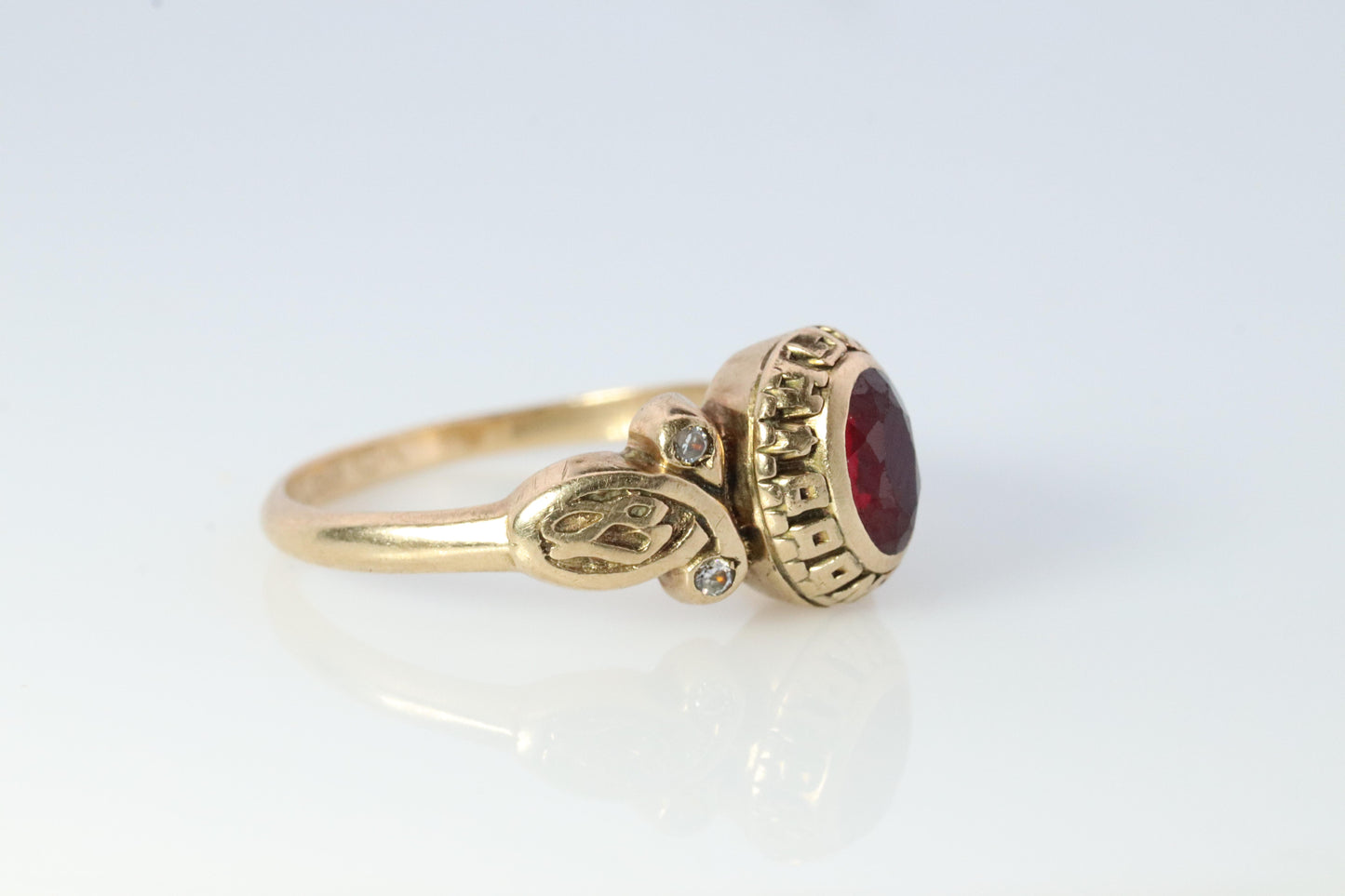 1987 Lockwood High School Class Graduation ring. 10k Gold with LC ruby diamond