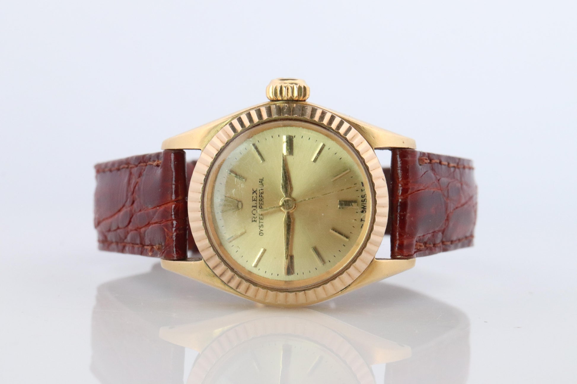 Genuine 18k Rolex 6619 Oyster Perpetual Watch. Ladies ROLEX 18k Yellow Gold.