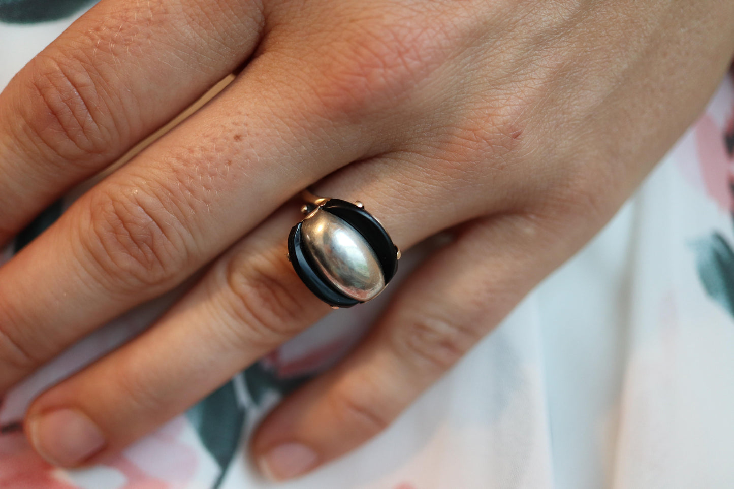 10k ONYX ring. Onyx Sterling Silver 10k gold ring. Sterling Silver Dome Modern