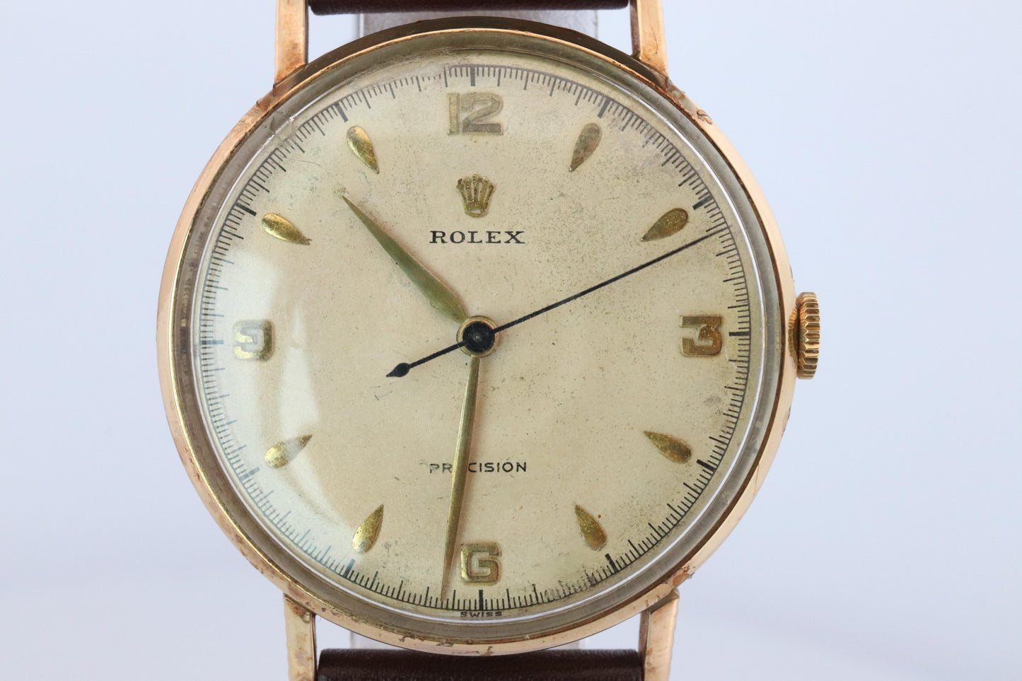 ROLEX Watch. Rolex 9k YG Coin Edge Dress 34mm 1950s Watch.