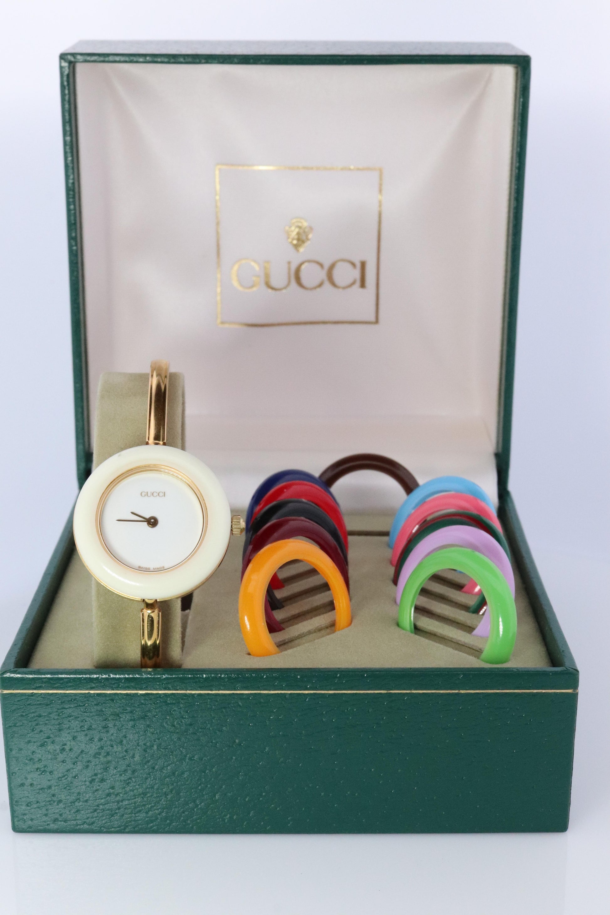 Vintage GUCCI Quartz 11/12.2  Watch. Gucci Ladies Bangle Interchange Bezel watch