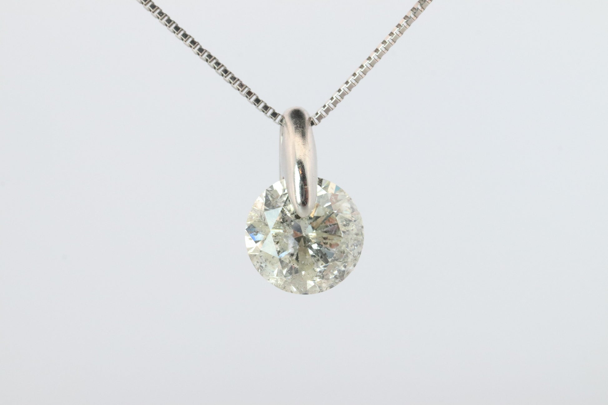 Large Diamond solitaire pendant. Platinum Pt900 Natural Diamond 2CT Necklace
