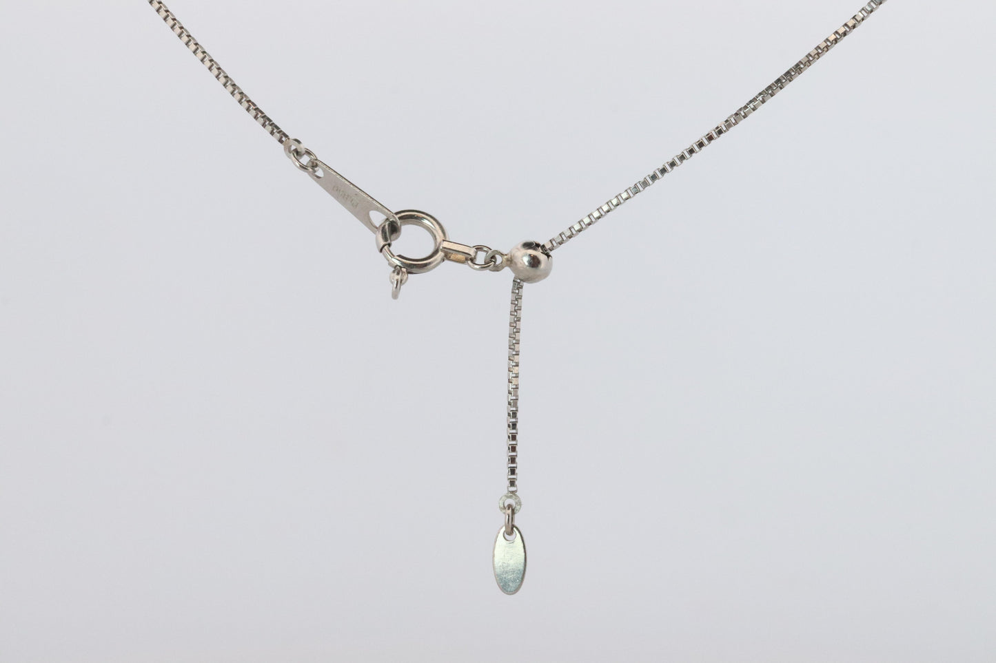 Large Diamond solitaire pendant. Platinum Pt900 Natural Diamond 2CT Necklace