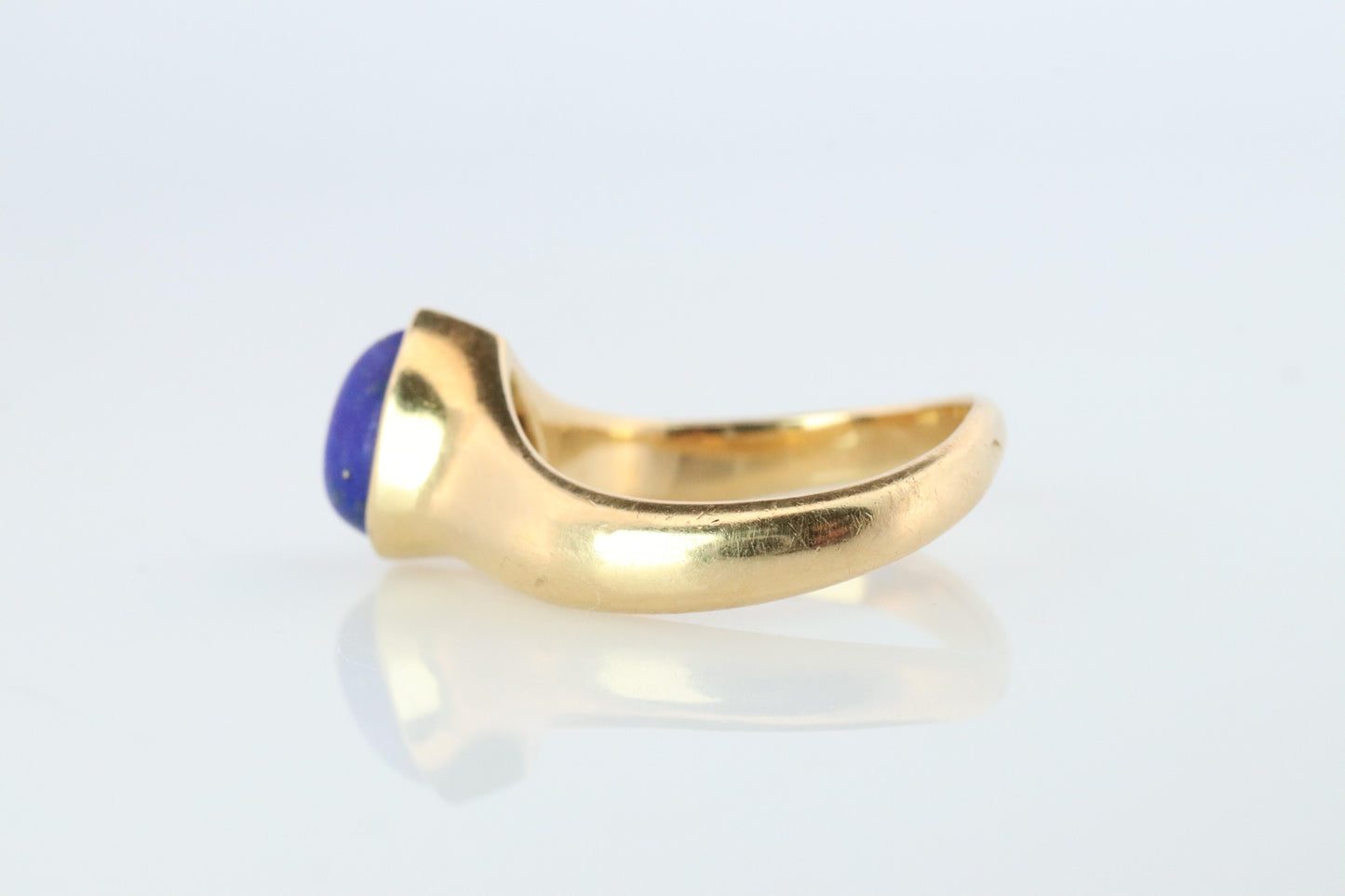 Vintage Van Cleef Arpels Ring. Genuine VCA Lapis Lazuli 18k YG Ring.