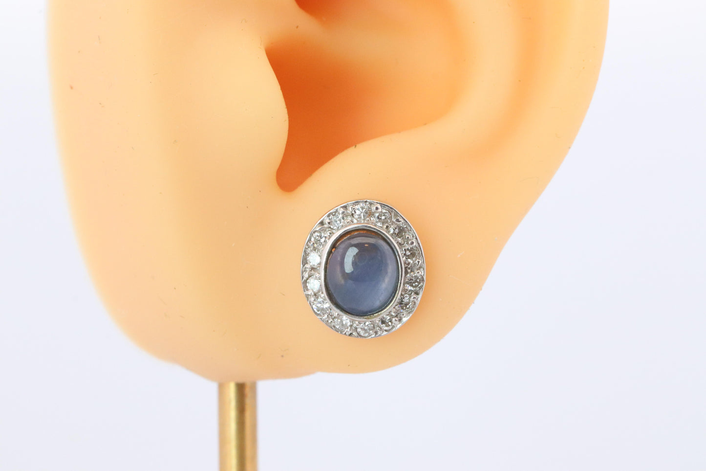 Star Sapphire Stud Earrings. Platinum PT900 Star Saphire Halo Diamond earrings.