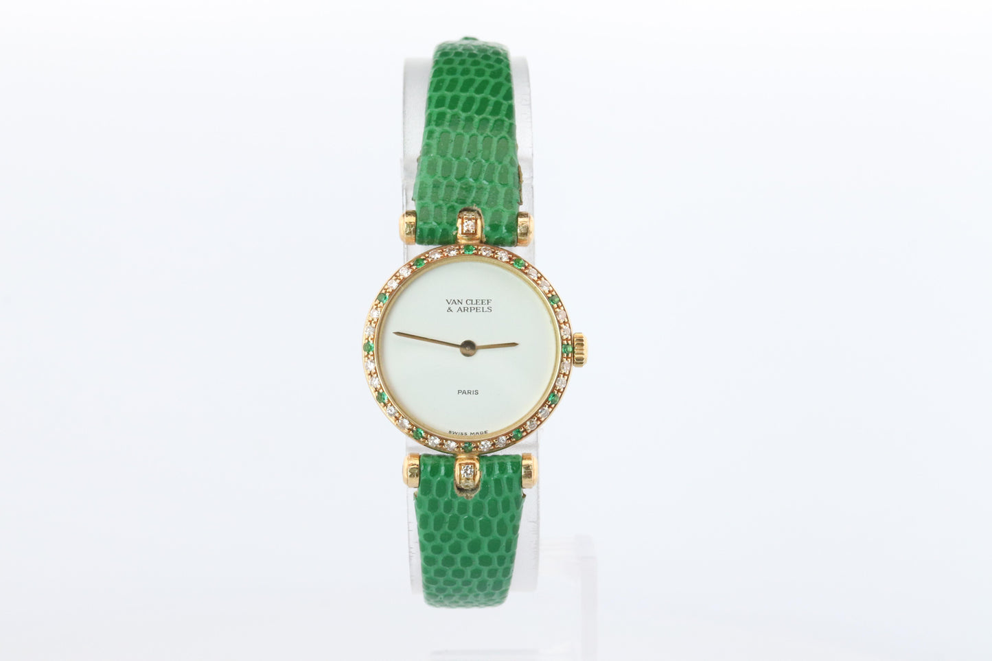 Van Cleef and Arpels 18901 B1 watch 18k Gold VCA Classique Emerald Diamond Bezel