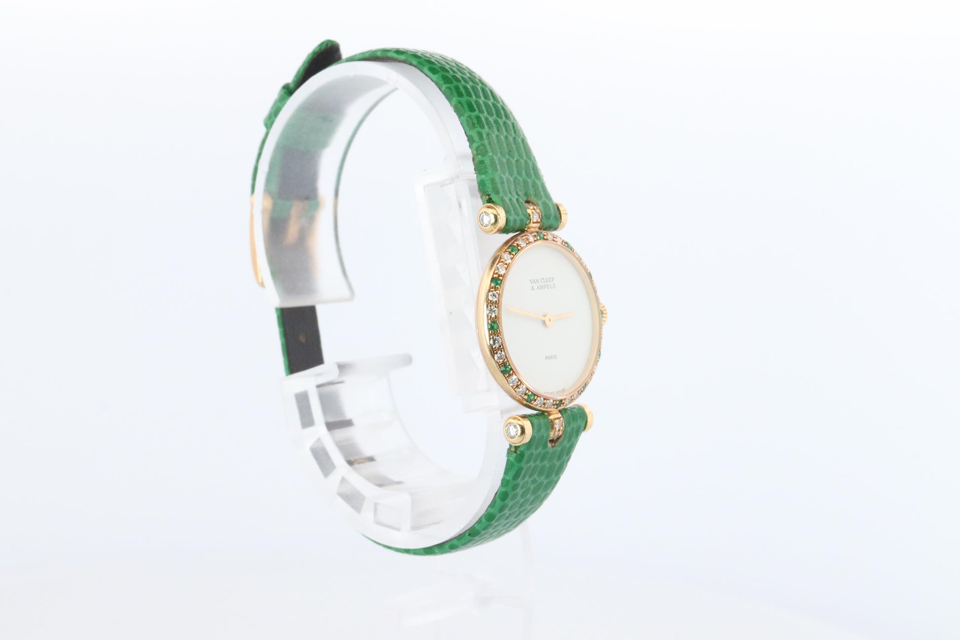 Van Cleef and Arpels 18901 B1 watch 18k Gold VCA Classique Emerald Diamond Bezel