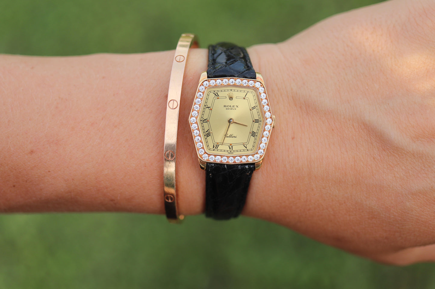 Genuine 18k Rolex Cellini 4160 Watch. 18k YG Ladies Rolex CELLINI Diamond Barrel
