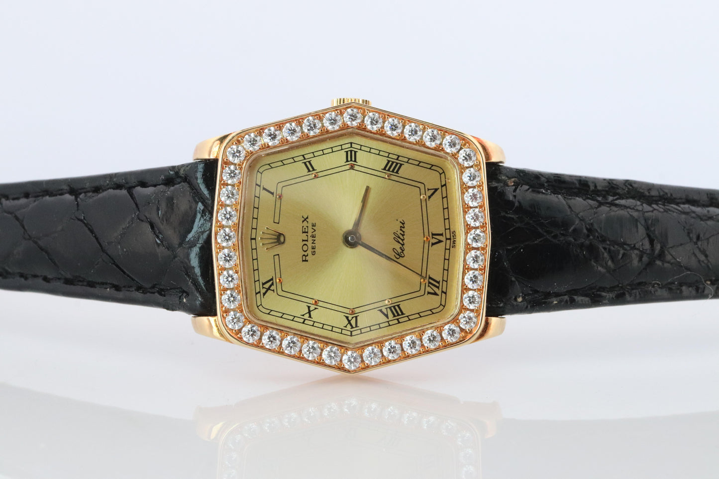 Genuine 18k Rolex Cellini 4160 Watch. 18k YG Ladies Rolex CELLINI Diamond Barrel