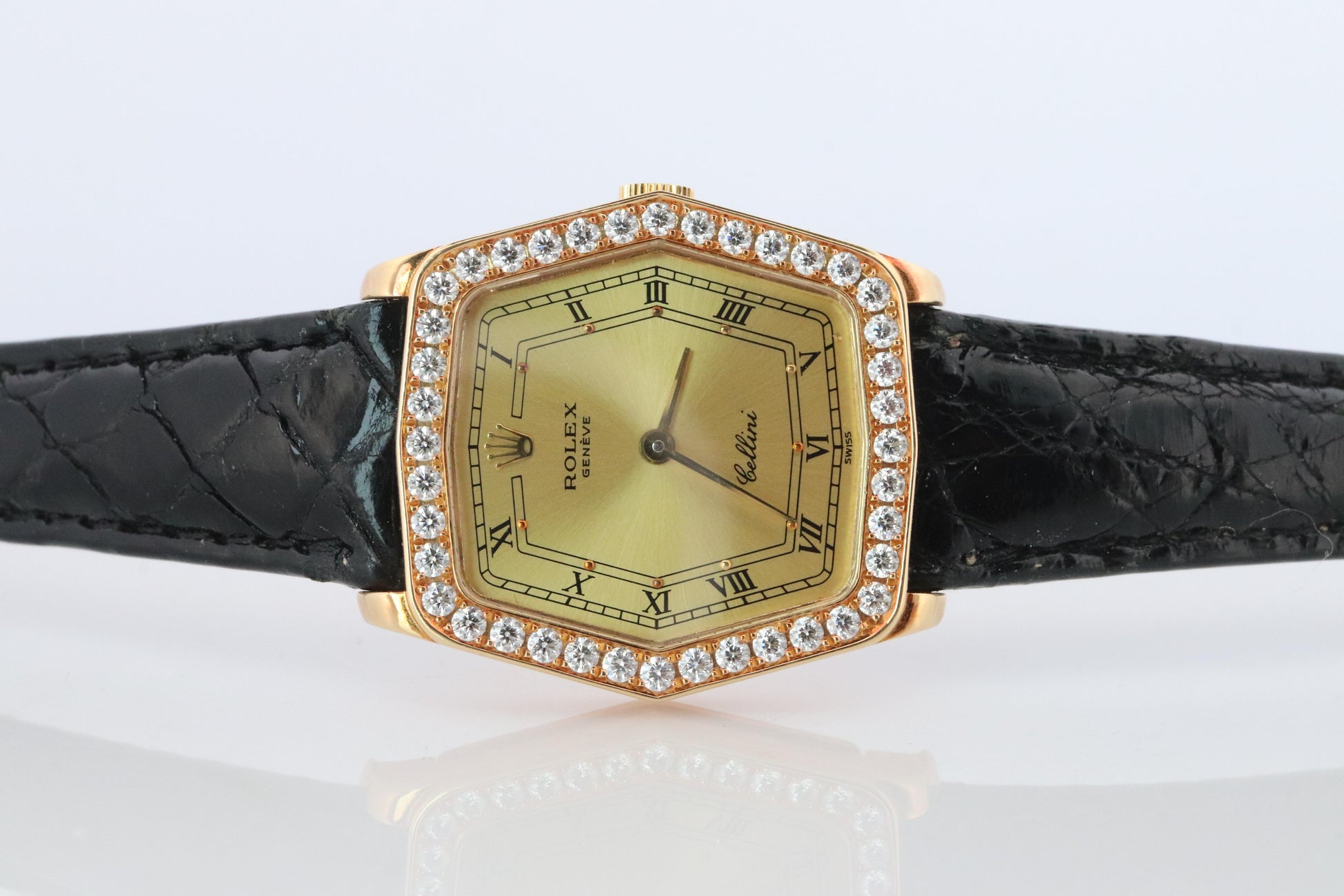 Genuine 18k Rolex Cellini 4160 Watch. 18k YG Ladies Rolex CELLINI Diamond Barrel