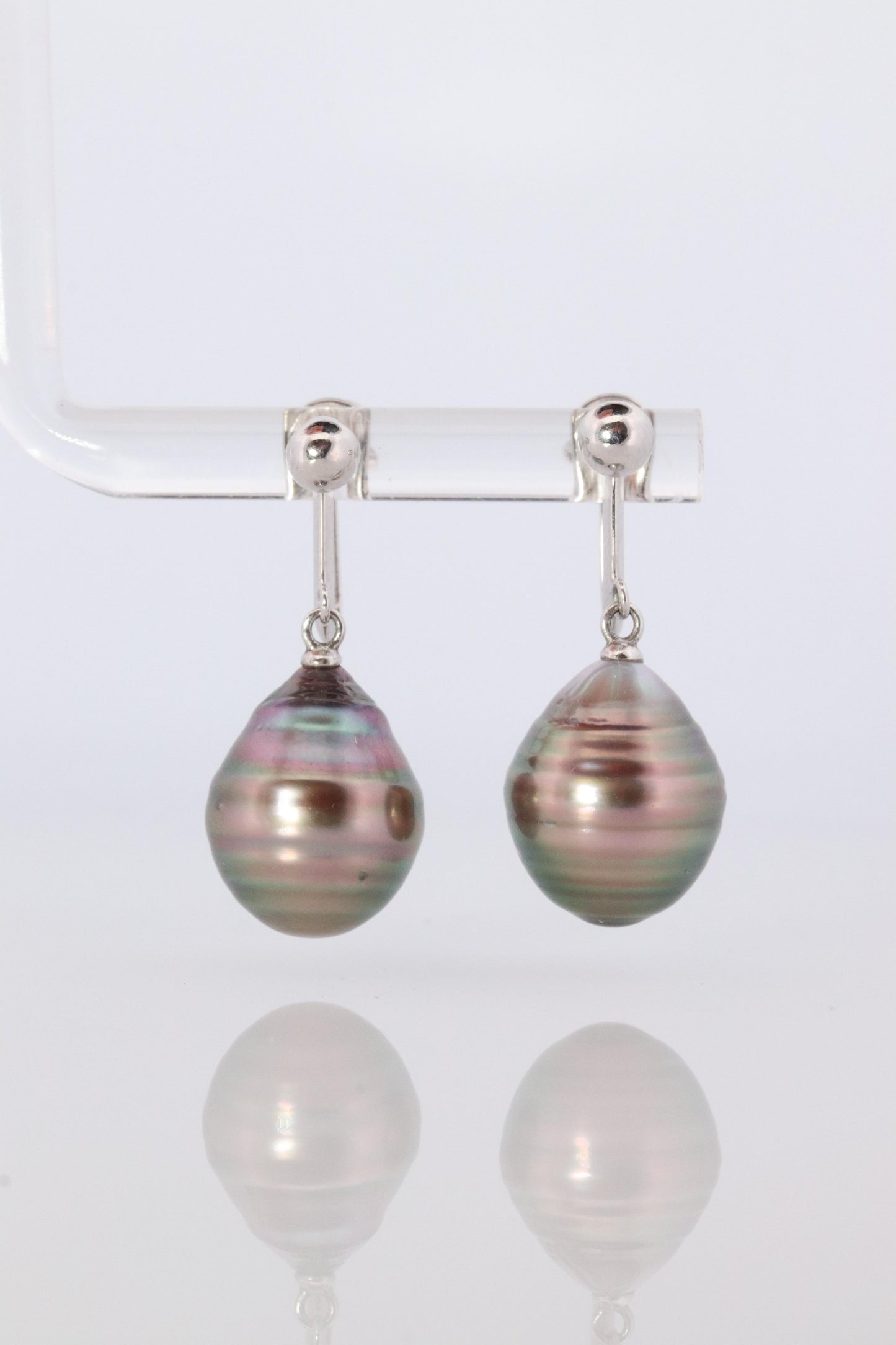 TASAKI Earrings. Genuine Platinum Tahitian Pearl Blister. PT900 Large Tahitian