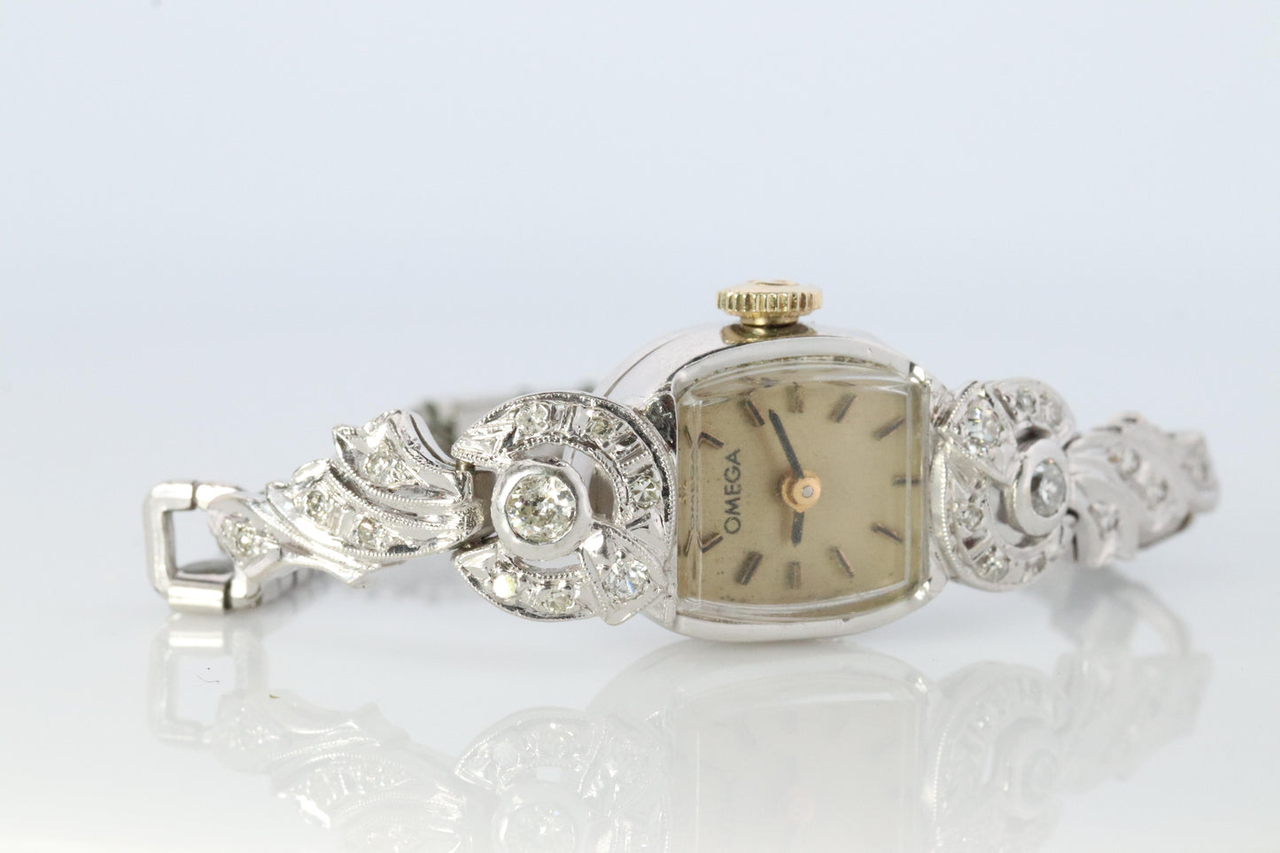 Omega watch. Omega Platinum and Diamond manual Antique Ladies wristwatch.