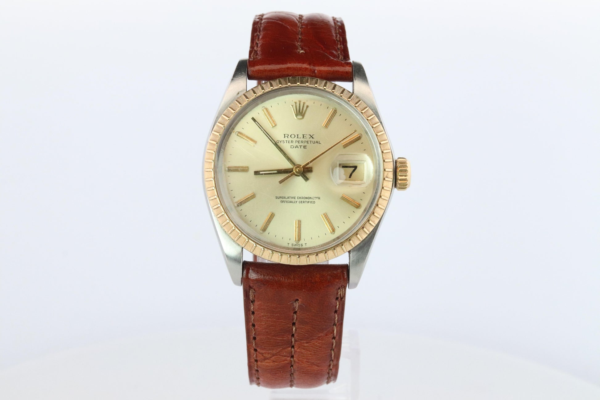 Genuine Rolex 1505 Watch. Rolex Oyster Perpetual Date 34mm Engine Turned Bezel