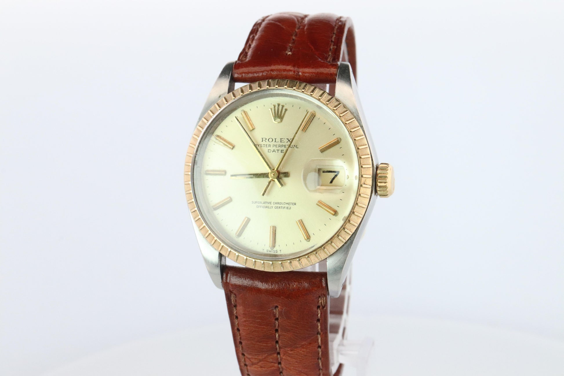 Genuine Rolex 1505 Watch. Rolex Oyster Perpetual Date 34mm Engine Turned Bezel