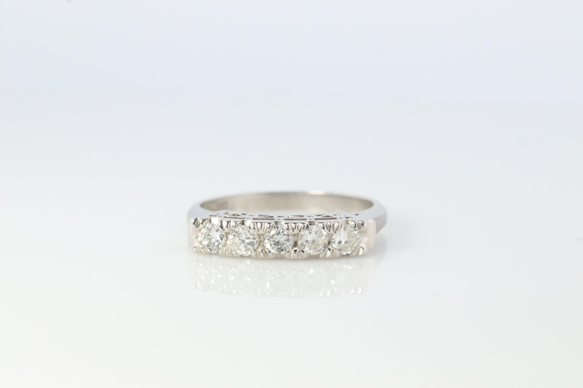 Platinum Diamond eternity band. PT900 1/3ct Half Anniversary Infinty Ring.