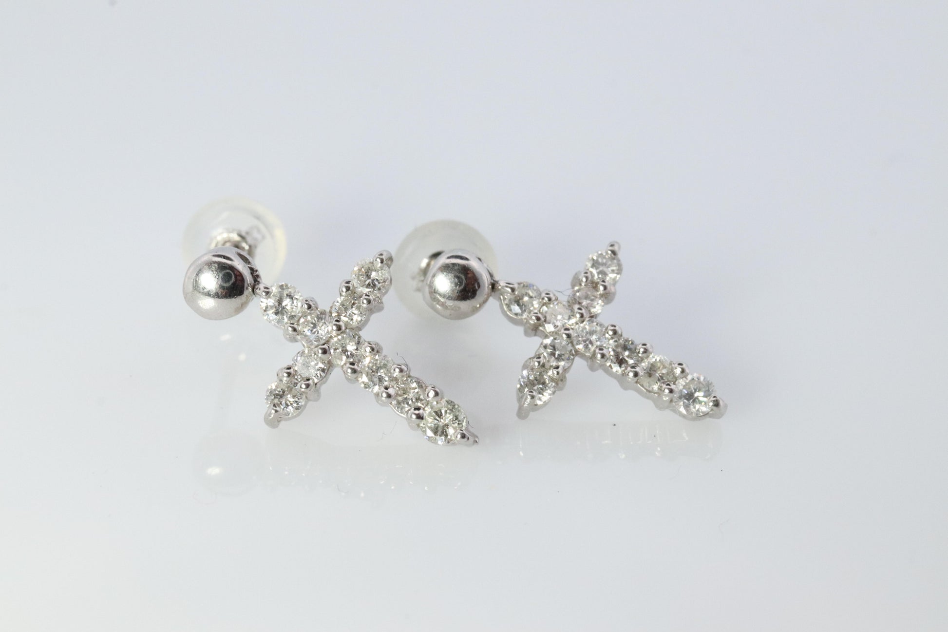 Diamond Cross Earrings. Platinum PT900 1/4ct Diamond Dangle Earrings.