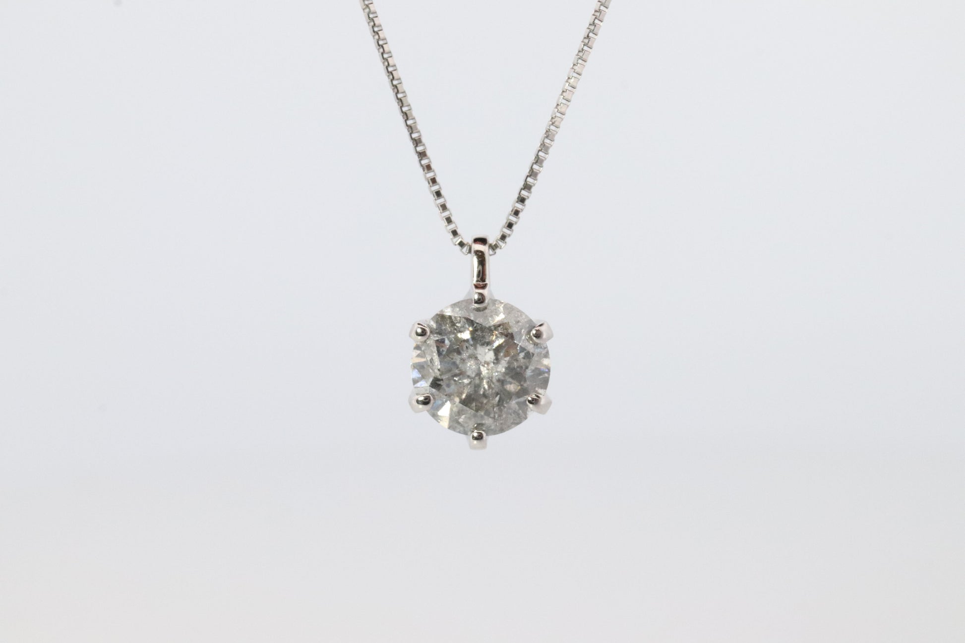 Large Diamond solitaire pendant. Platinum Pt900 Round diamond 1CT Necklace