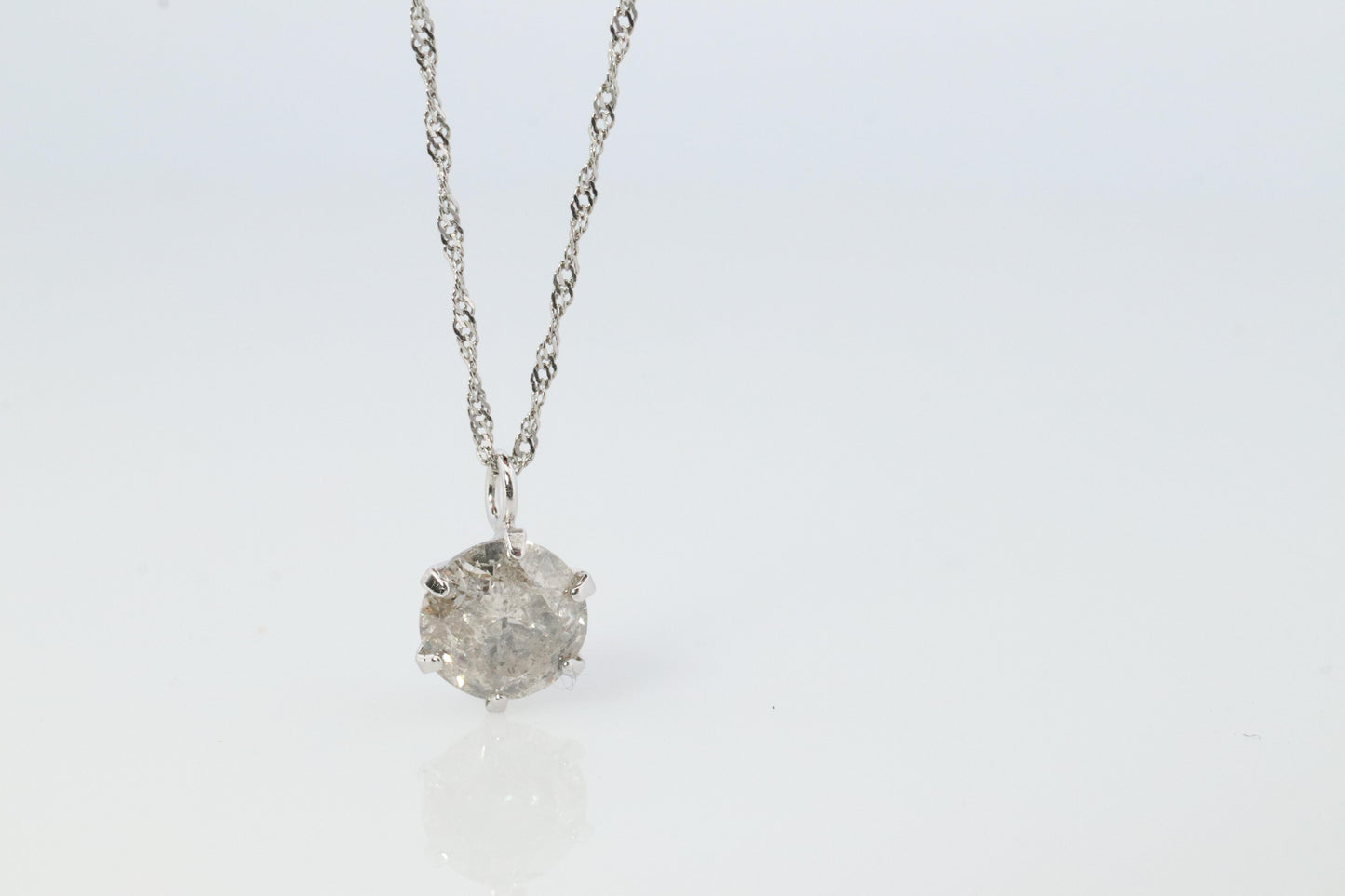 Large Diamond solitaire pendant. Platinum Pt900 Round diamond 0.6CT Necklace