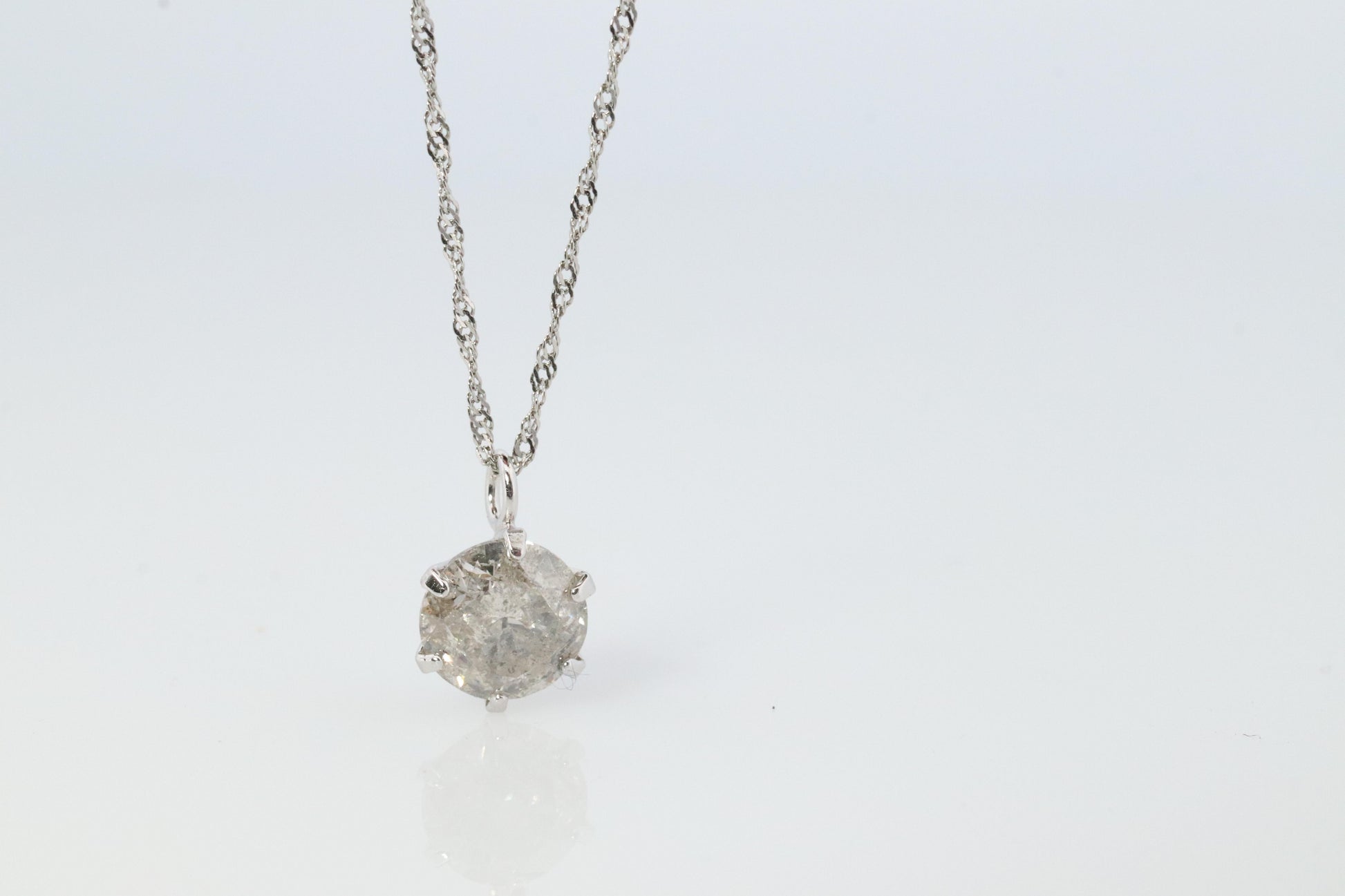 Large Diamond solitaire pendant. Platinum Pt900 Round diamond 0.6CT Necklace