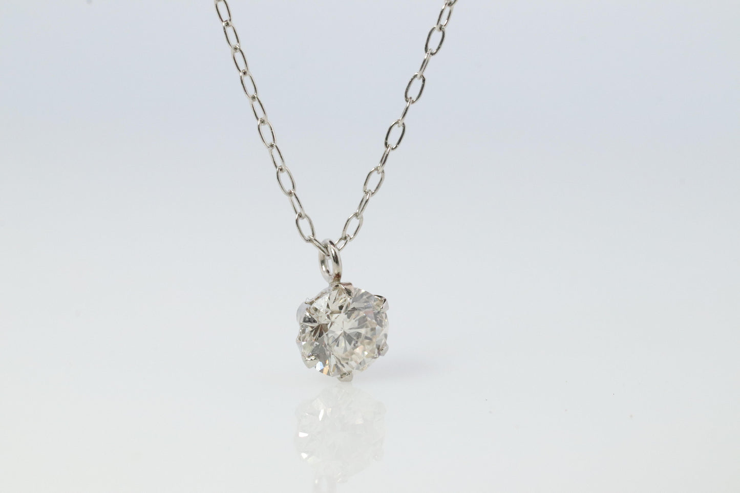 Large Diamond solitaire pendant. Platinum Pt900 Round diamond 0.3CT Necklace