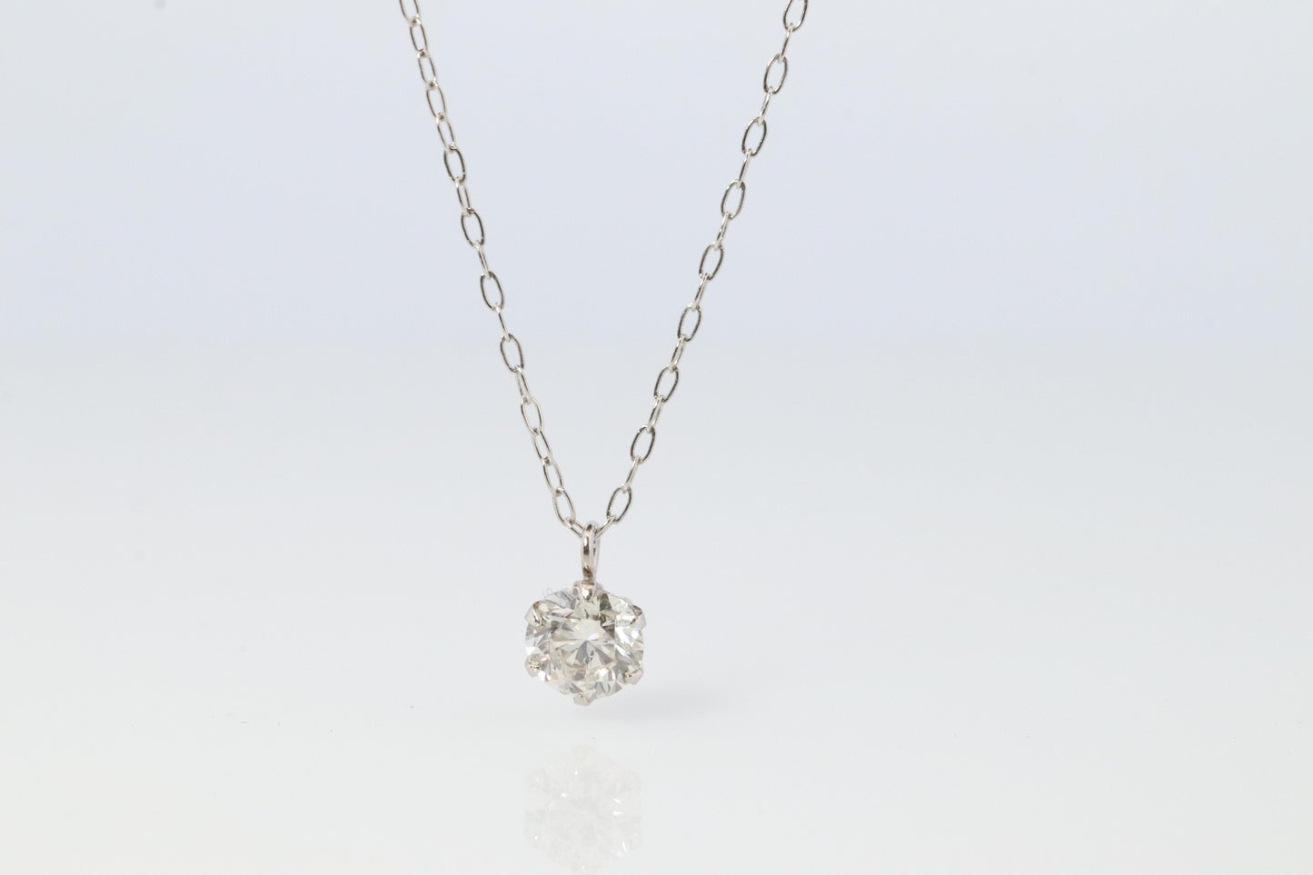 Large Diamond solitaire pendant. Platinum Pt900 Round diamond 0.3CT Necklace