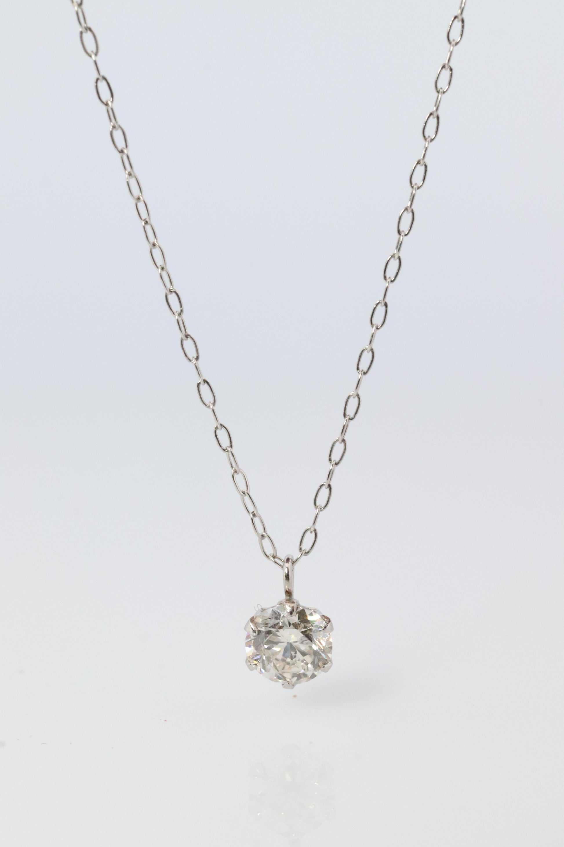 Large Diamond solitaire pendant. Platinum Pt900 Round diamond 0.3CT Necklace