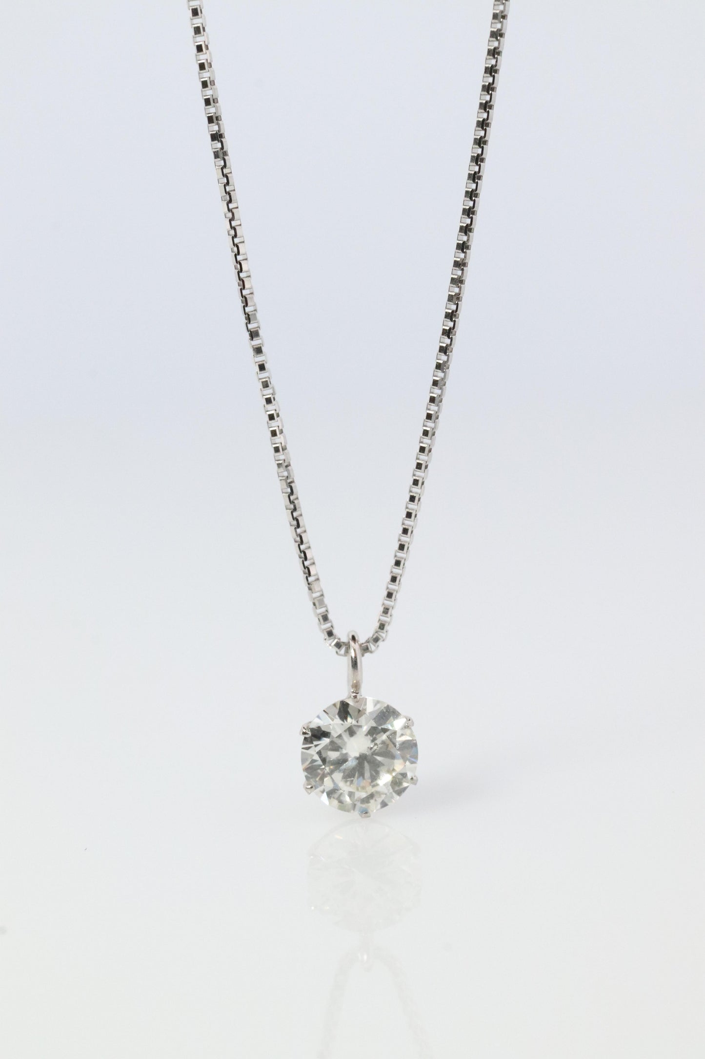 Large Diamond solitaire pendant. Platinum Pt900 Round diamond 0.35CT Necklace