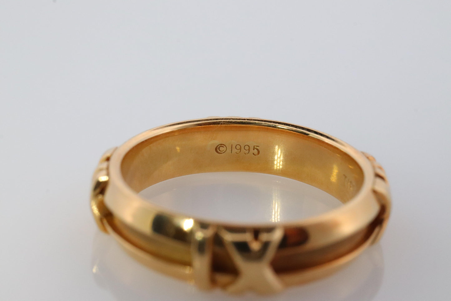 Tiffany and Co. Atlas Ring. Authentic 18k Yellow Gold Tiffany Roman Number Band.