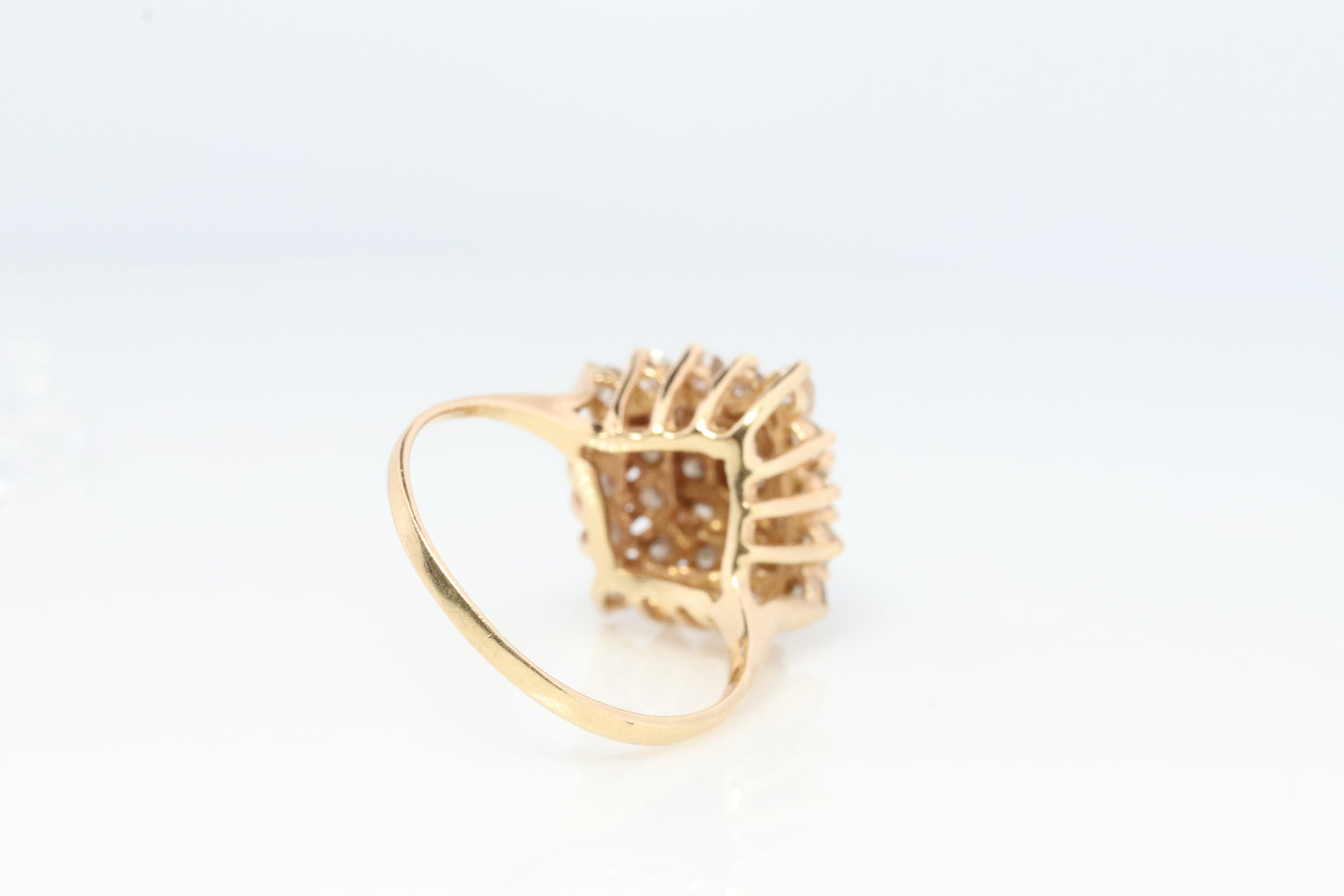 14k Yellow Gold Ring. Round Diamond Cluster Ring. Waterfall diamond. st(278)