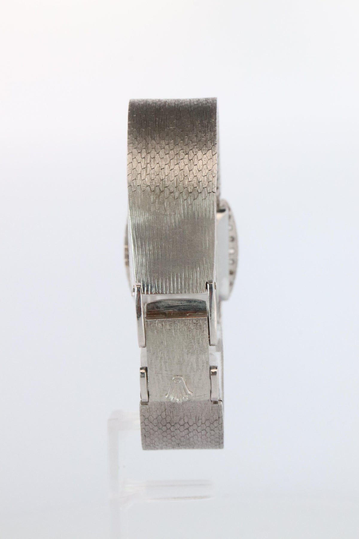 Genuine Rolex Watch. Diamond Bezel 1972 Ladies Manual ROLEX 2611 Precision